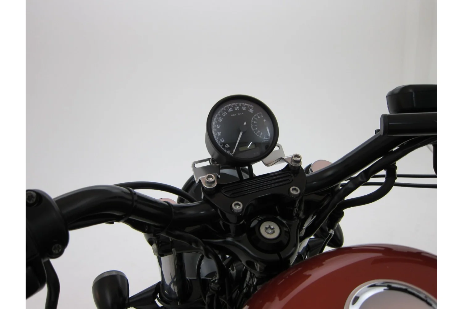 Daytona Combinative Bracket for Velona60 Dial and Alpha/Beta Switch - 45 Degree Pitch - Image 2