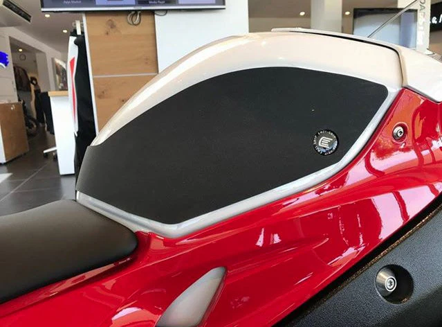 Eazi-Grip Wrap Around Tank Grip | Silicone - Charcoal | BMW S 1000 RR 2015>2018