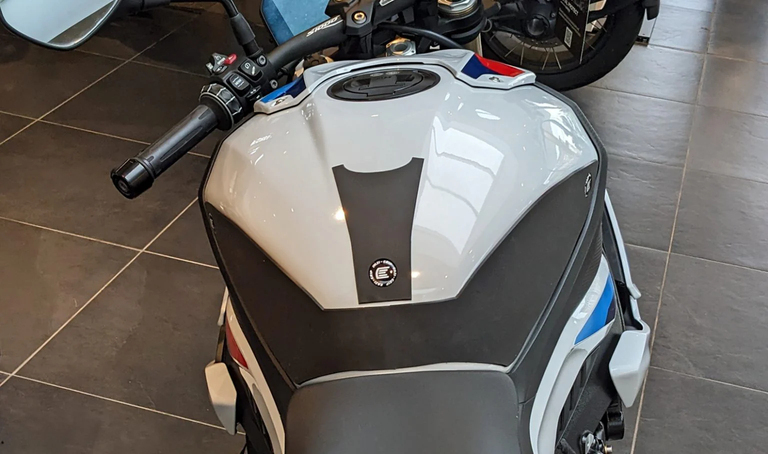 Eazi-Grip Wrap Around Tank Grip | Silicone - Charcoal | BMW S 1000 R/M 1000 R 2021>Current - Image 3