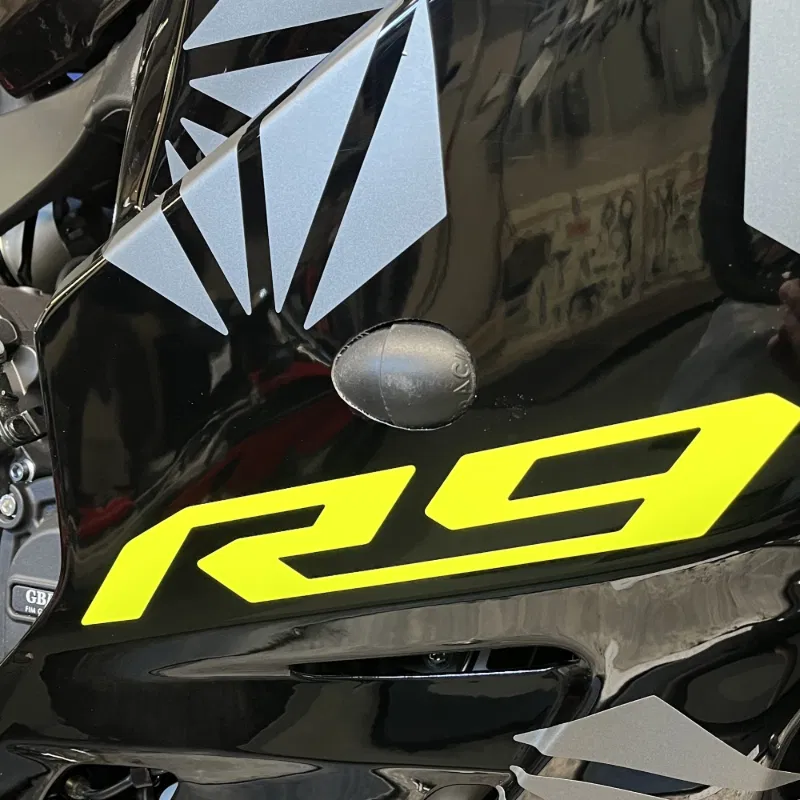 GBRacing Bullet Frame Slider - Race - Set | Yamaha R9 2025 - Image 3