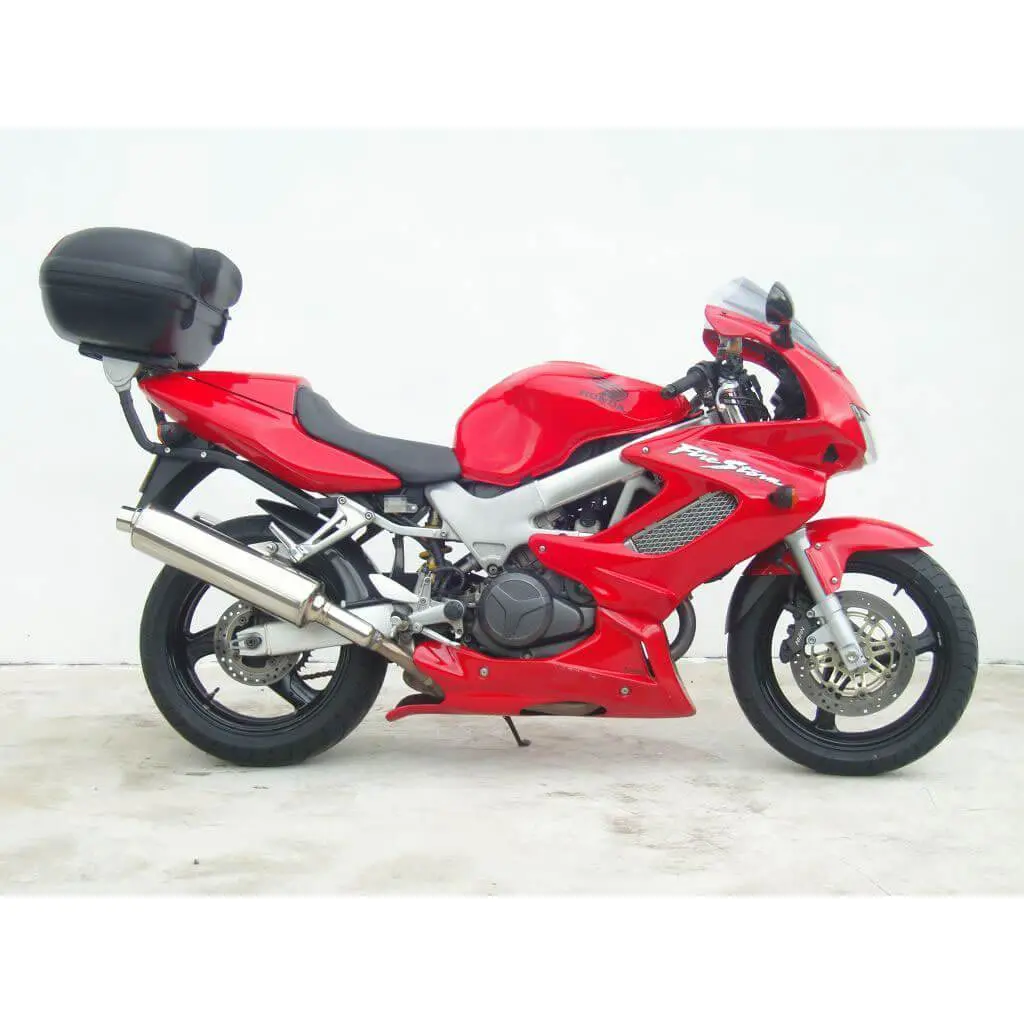 Pyramid Belly Pan | Gloss Red | Honda VTR 1000 F Firestorm 1997>2005 - Image 2