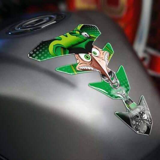 Puig Joker Graphic Tank Pad Stick Fit | Green - Image 2