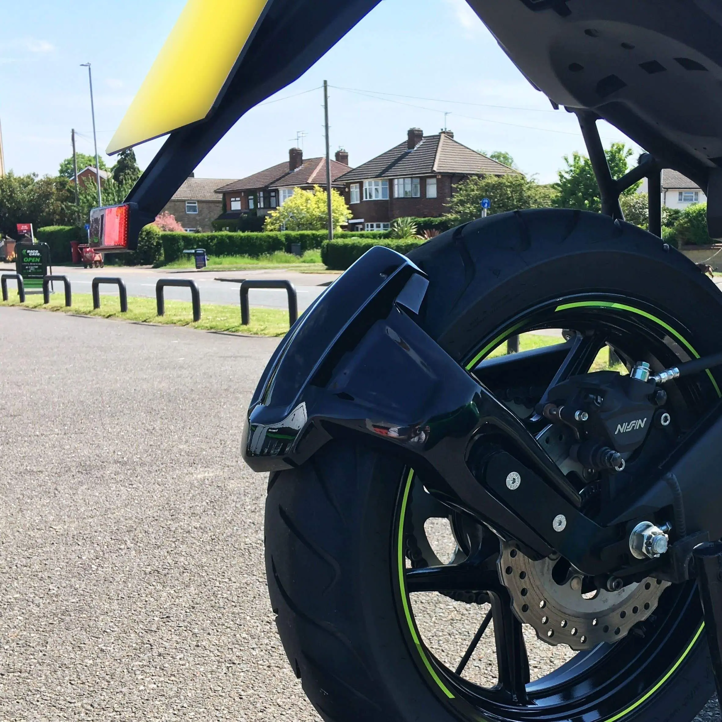 Pyramid Spray Guard | Matte Black | Kawasaki Versys 650 2006>Current - Image 2