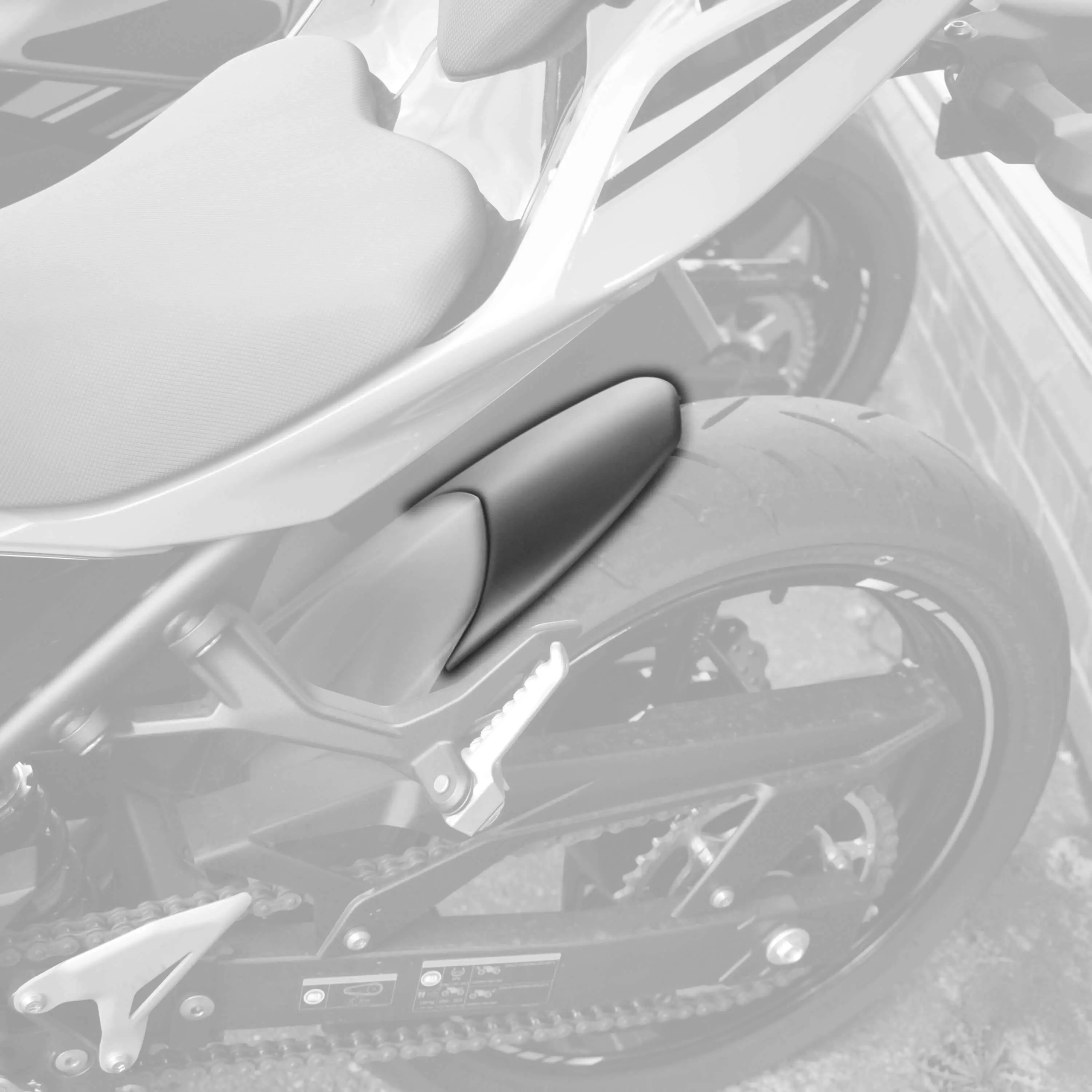 Pyramid Hugger Extension | Matte Black | Kawasaki Z 400 2017>Current - Image 3