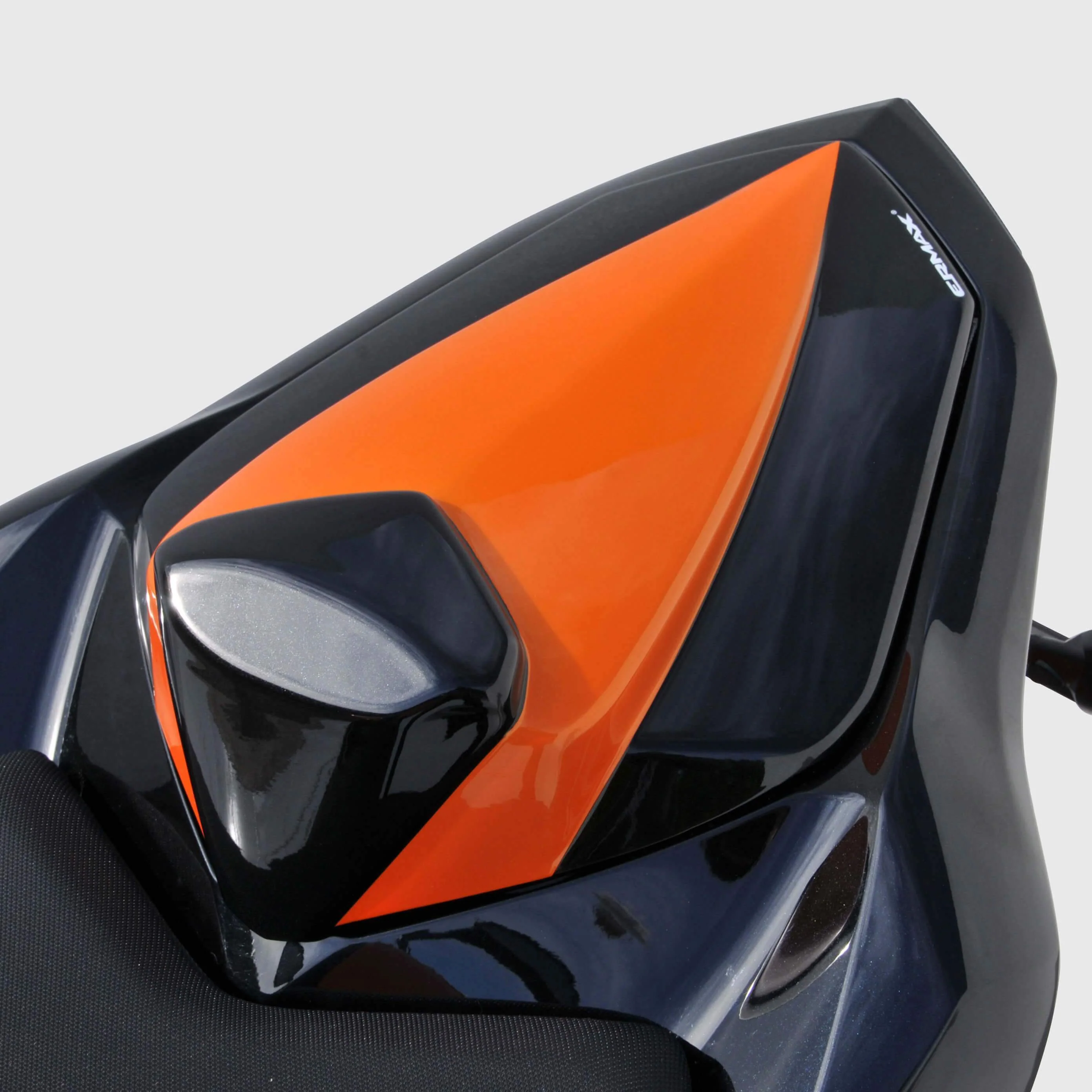 Ermax Seat Cowl | Met Orange /Met Black (Pearl Blazing Orange/Black Spark) | Kawasaki Z 800 E 2013>2013 - Image 2