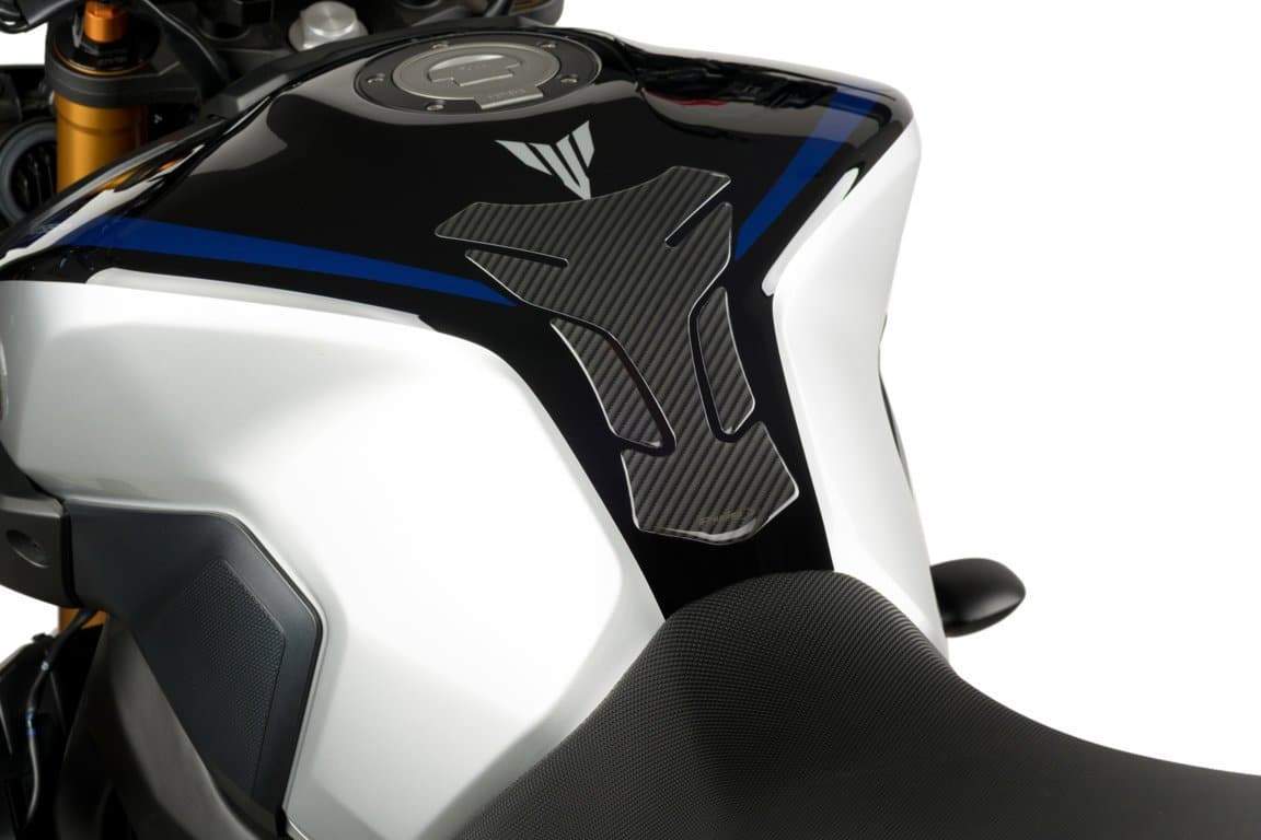 Puig Drei Tank Pad | Carbon Look