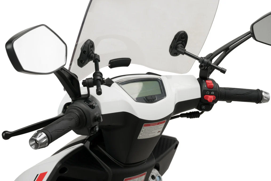 Puig Urban Screen | Light Smoke | Keeway Fact Evo 125 2022>Current - Image 3