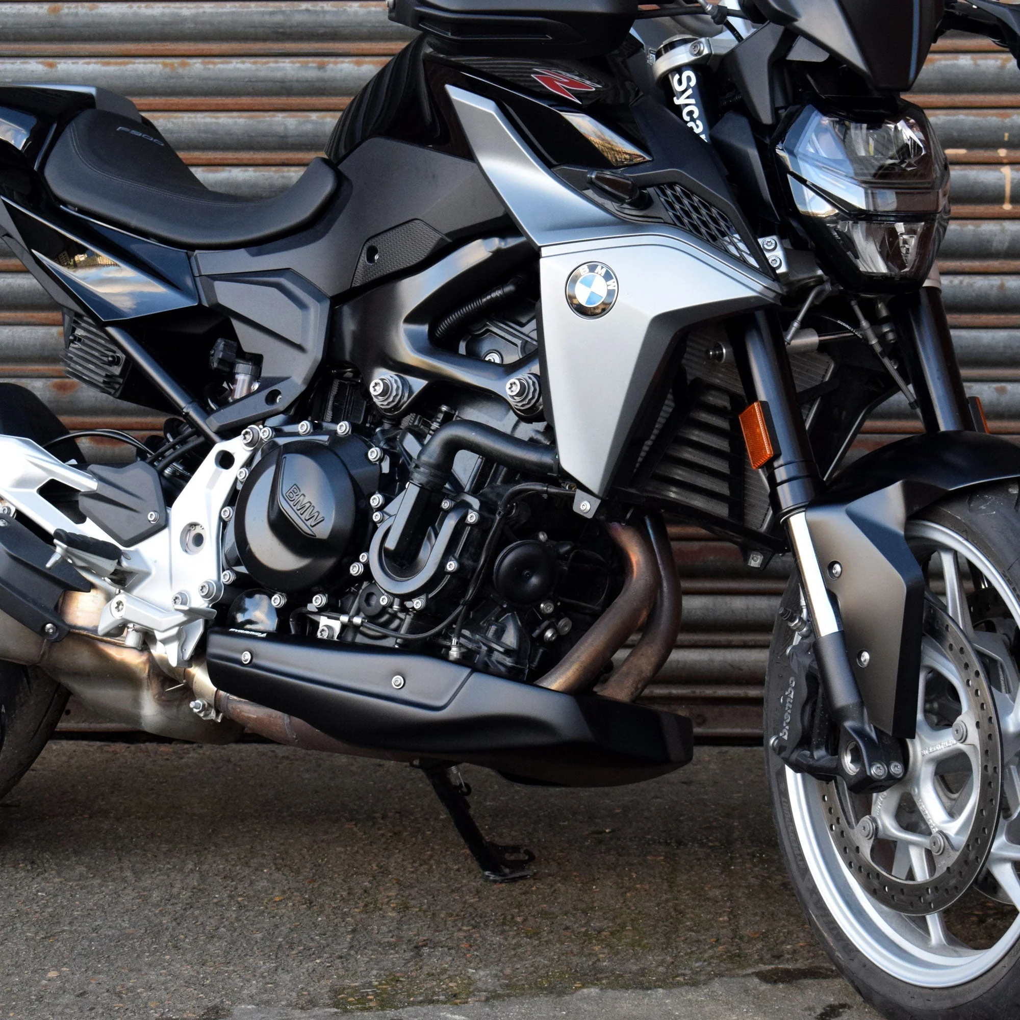 Pyramid Belly Pan | Matte Black | BMW F 900 R 2020>Current - Image 2