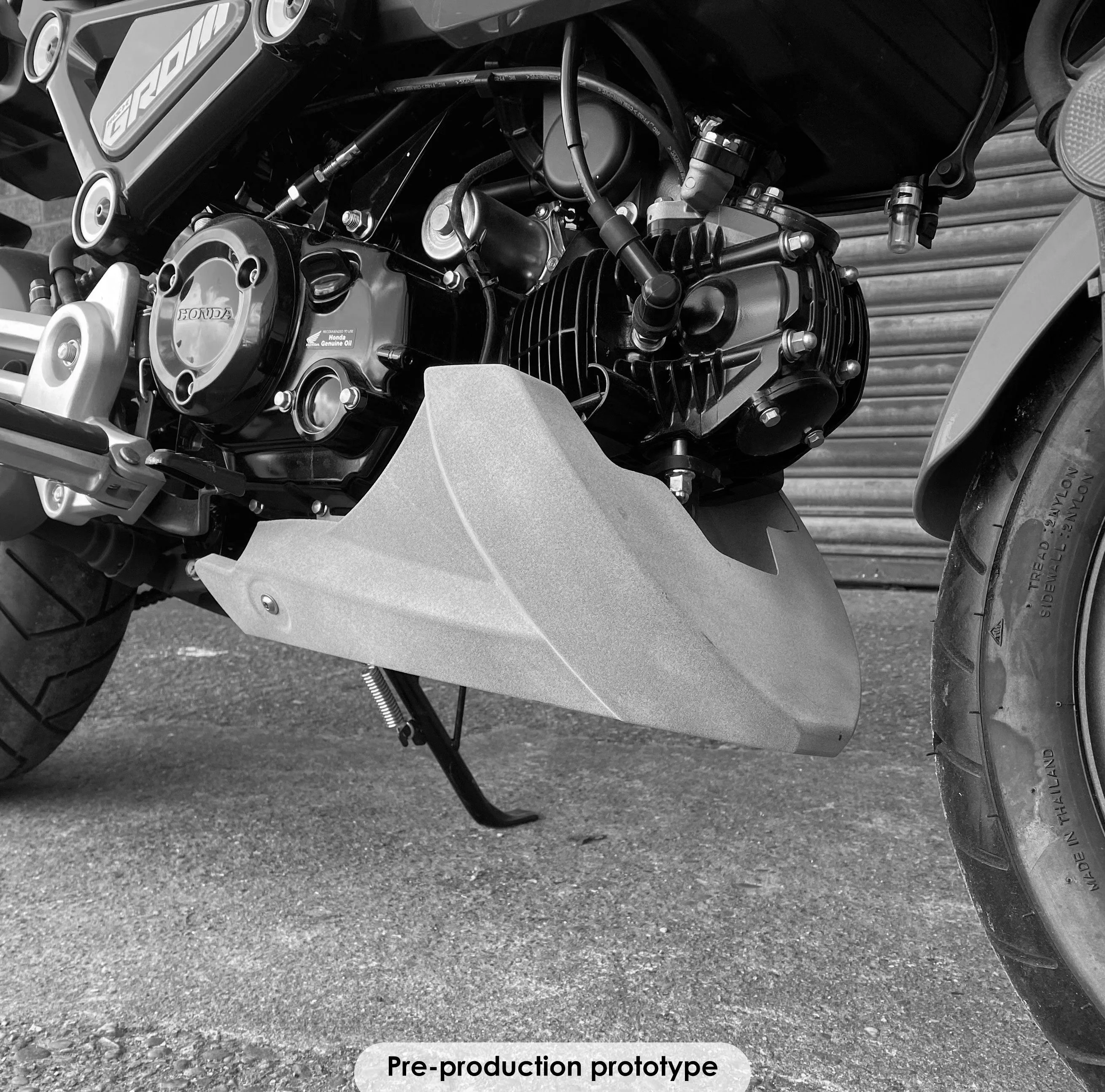 Pyramid Belly Pan | Gayety Red & Gloss Black | Honda MSX 125 2021>Current - Image 7
