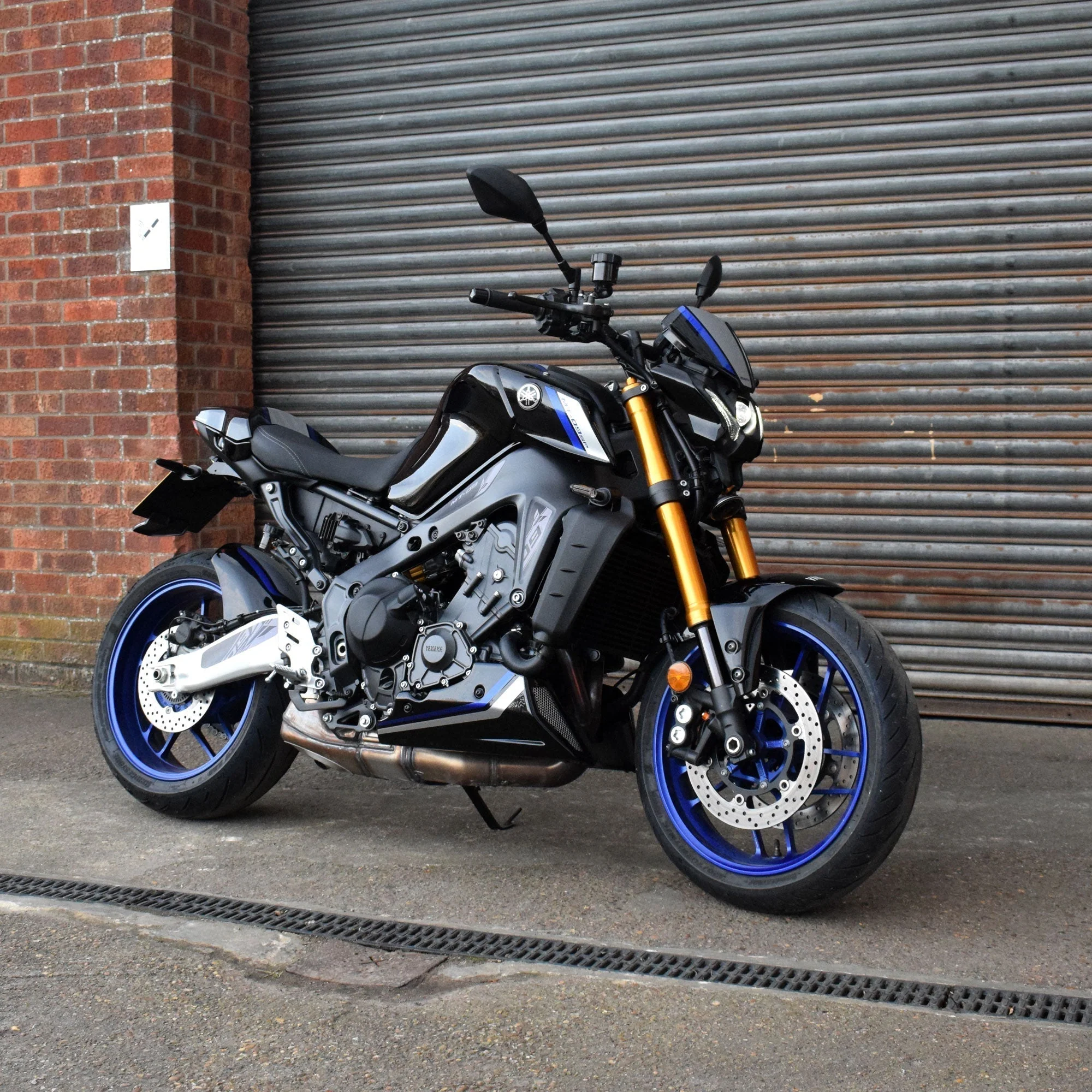 Pyramid Belly Pan | SP Colours | Yamaha MT-09 SP 2021>2023 - Image 6