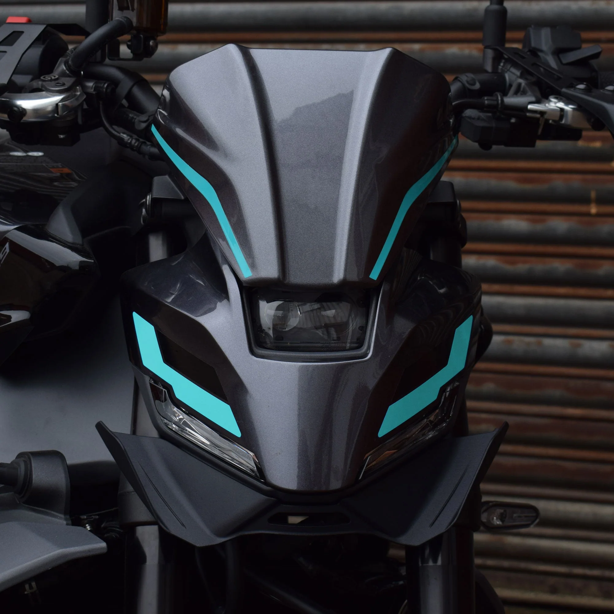 Pyramid Decals | Midnight Cyan Headlight Decal | Yamaha MT-09 2024>Current - Image 2