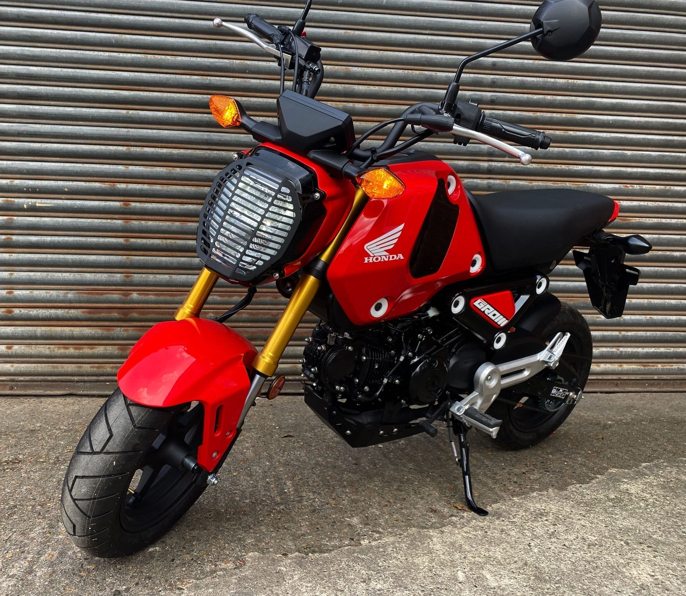 Pyramid Engine Plate | Matte Black | Honda MSX 125 2021>Current - Image 8
