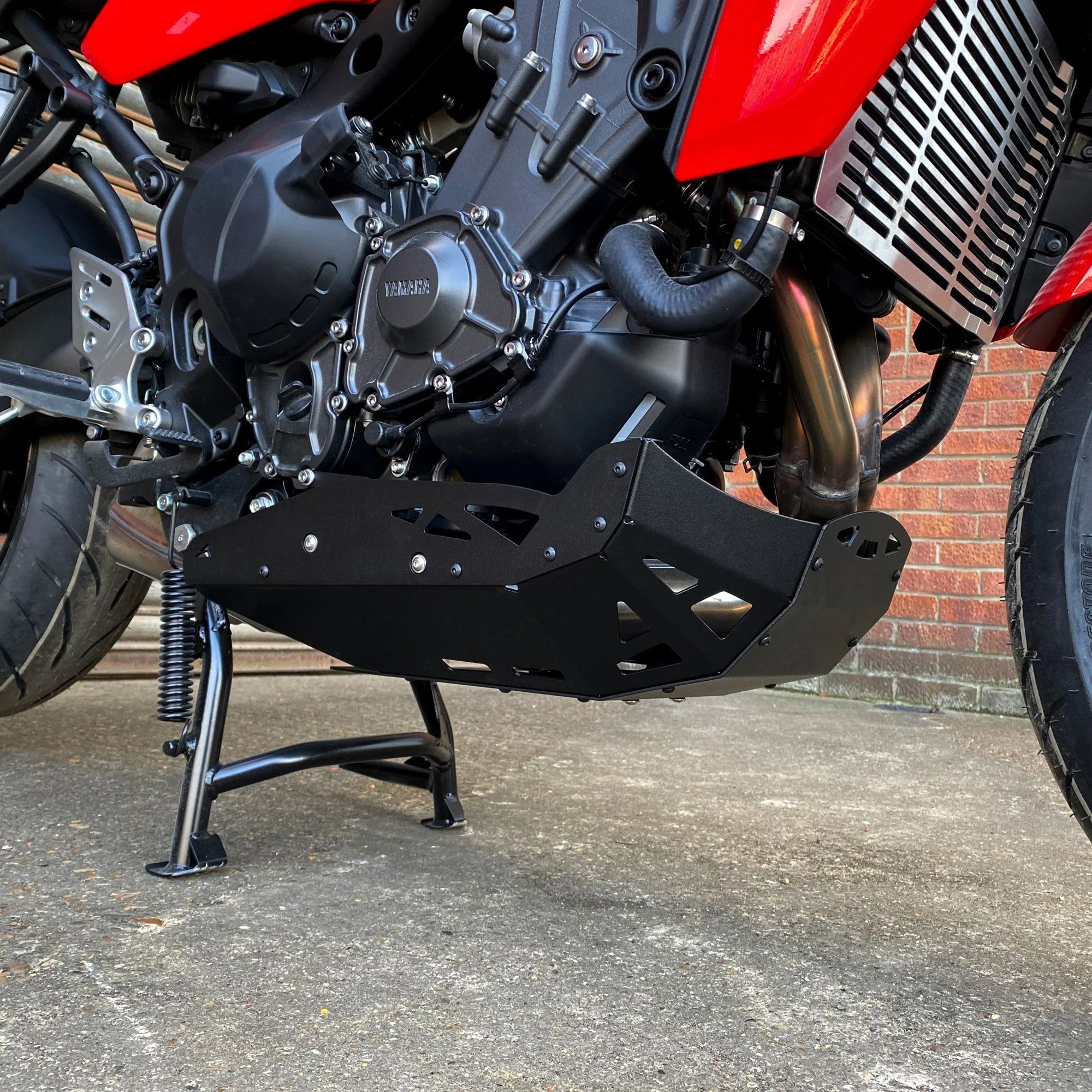 Pyramid Engine Plate | Matte Black | Yamaha MT-09 2021>2023 - Image 3