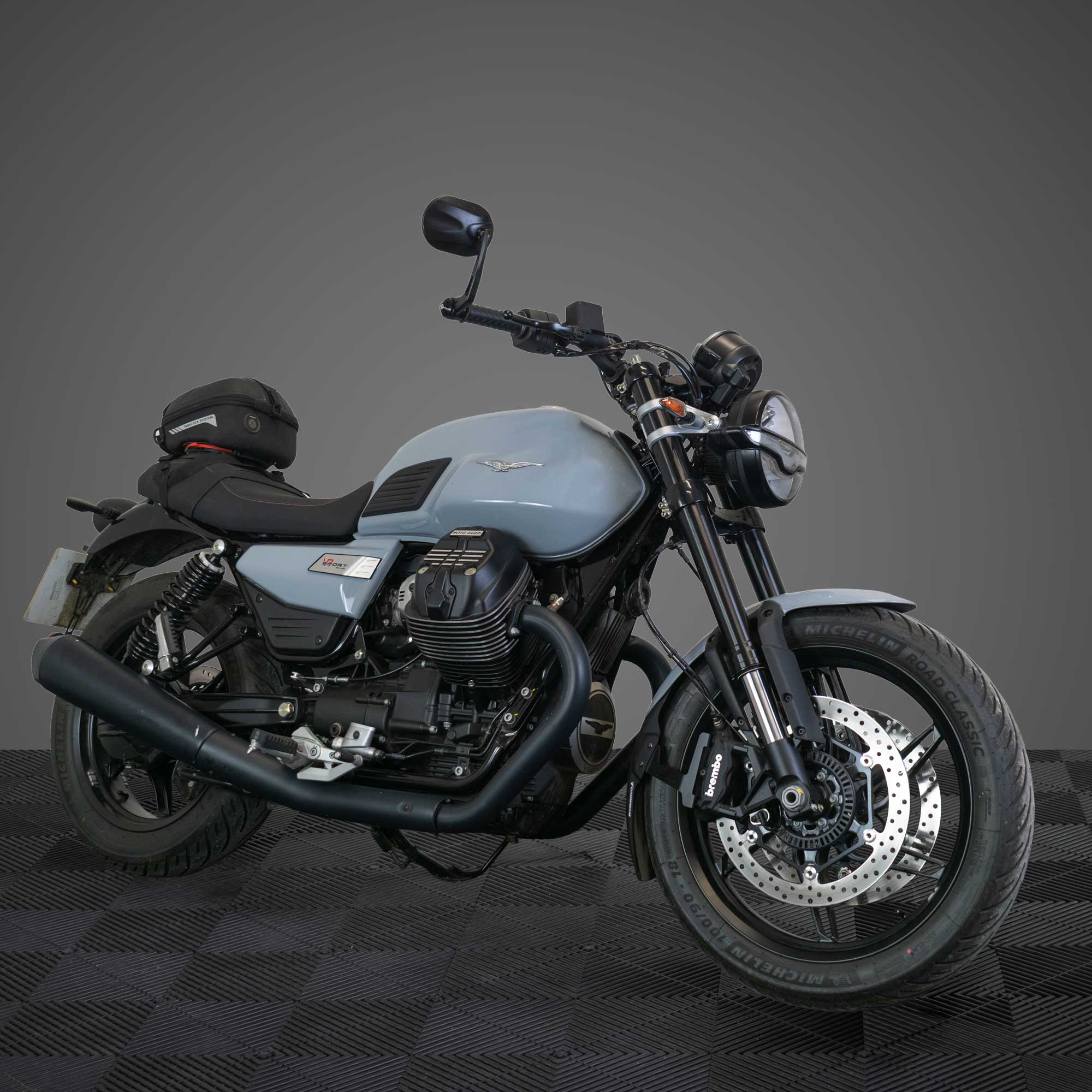 Pyramid Extenda Fenda EXTRA | Matte Black | Moto Guzzi V7 Sport 2025>Current - Image 9