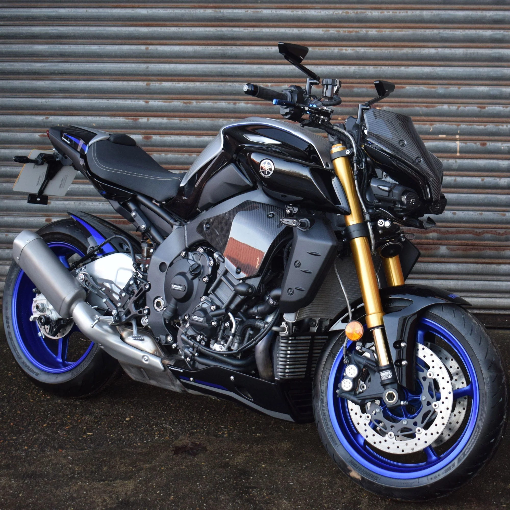 Pyramid Fly Screen | Carbon Fibre | Yamaha MT-10 2022>Current - Image 6