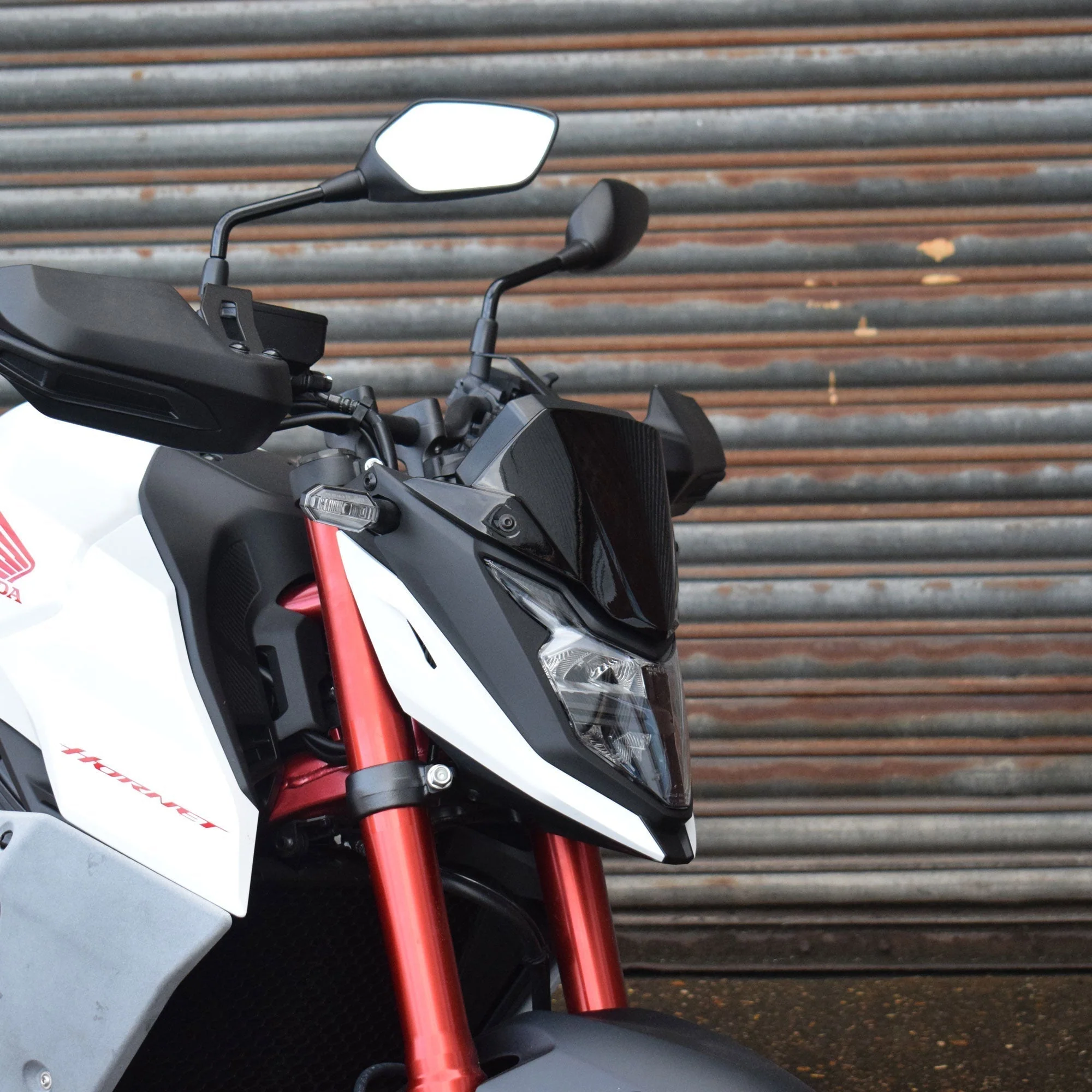 Pyramid Fly Screen | Matte Black | Honda CB750 Hornet 2022>2024 - Image 3