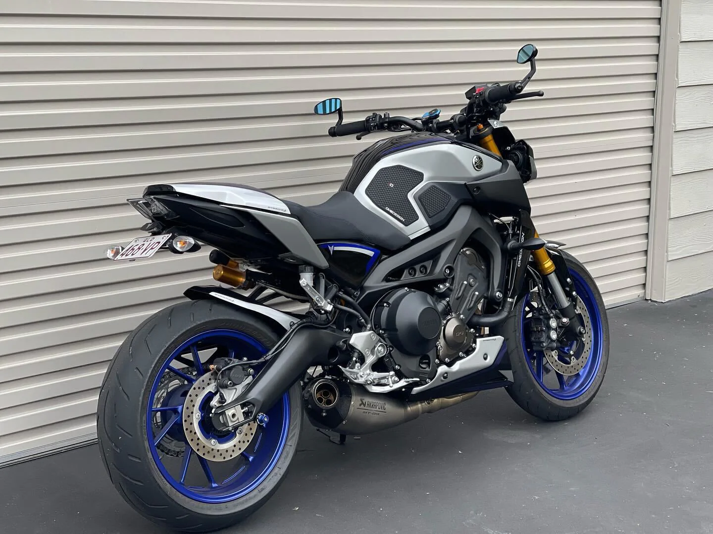 Pyramid Fly Screen | SP Colours | Yamaha MT-09 SP 2018>2020 - Image 7