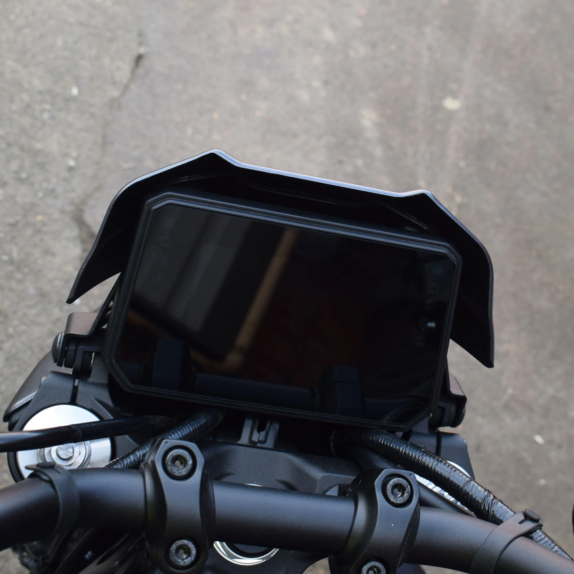 Pyramid Fly Screen | Tech Black | Yamaha MT-09 2024>Current - Image 12