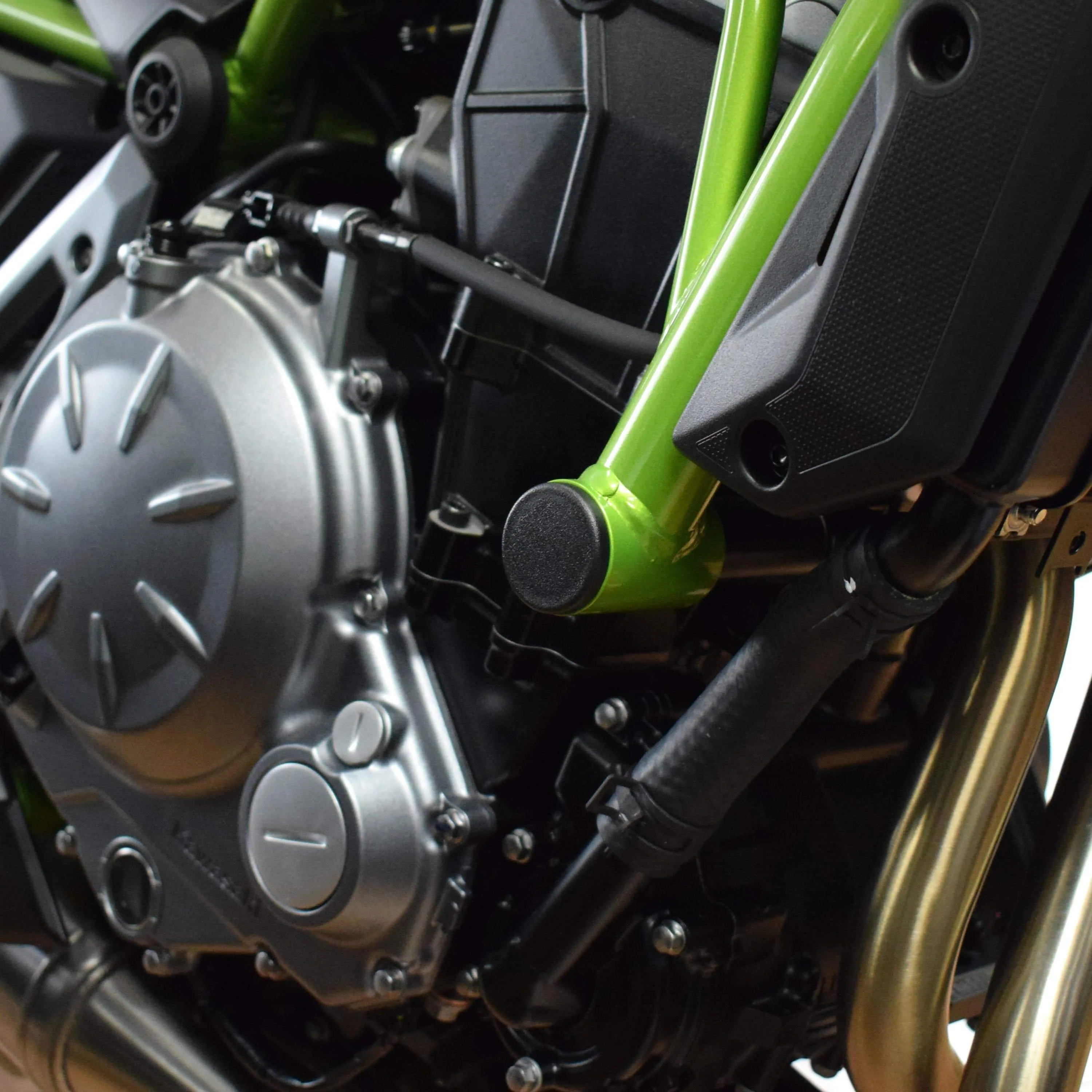 Pyramid Frame End Caps | Matte Black | Kawasaki Z 650 2017>Current - Image 4