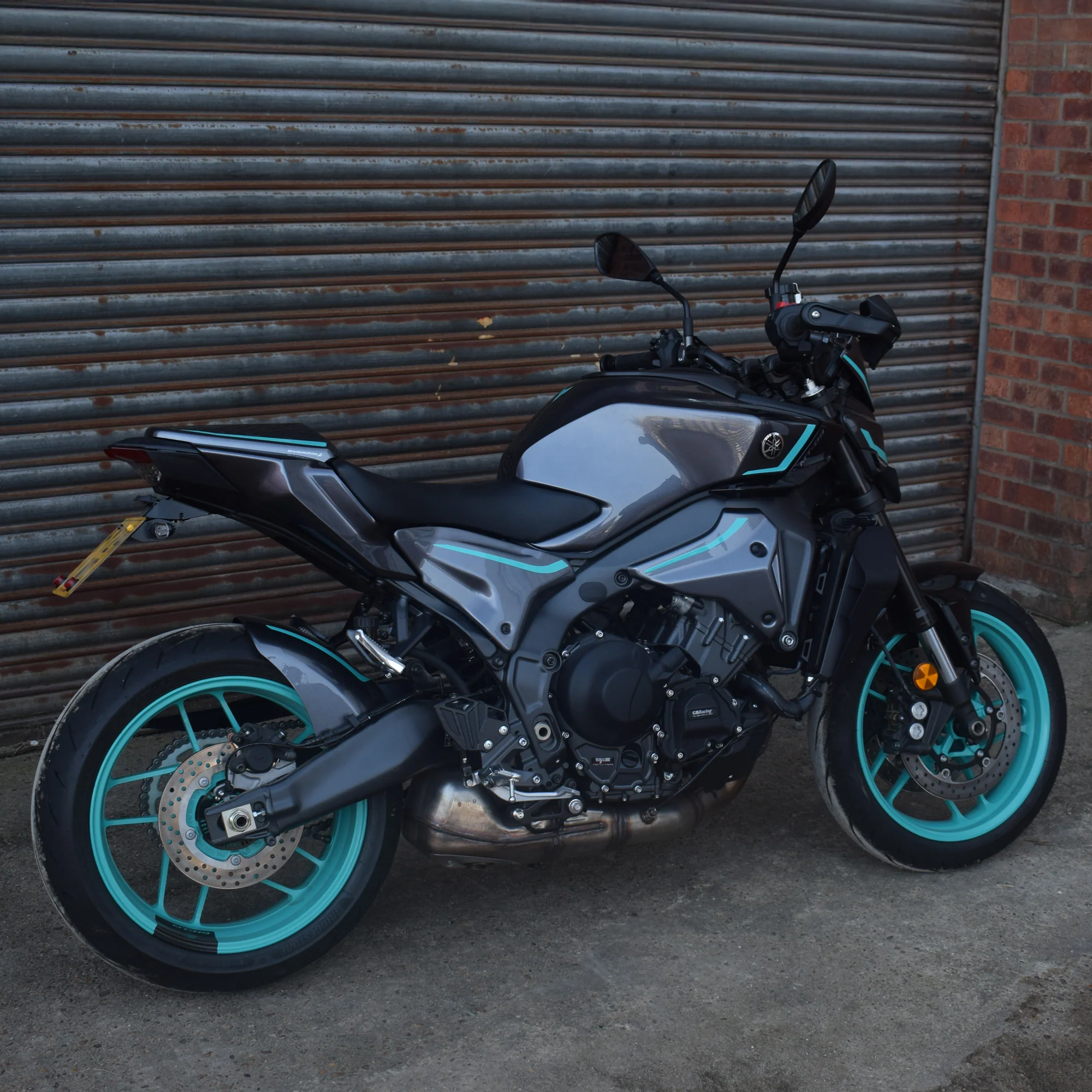 Pyramid Front Infill Panels | Midnight Cyan | Yamaha MT-09 2021>Current - Image 13