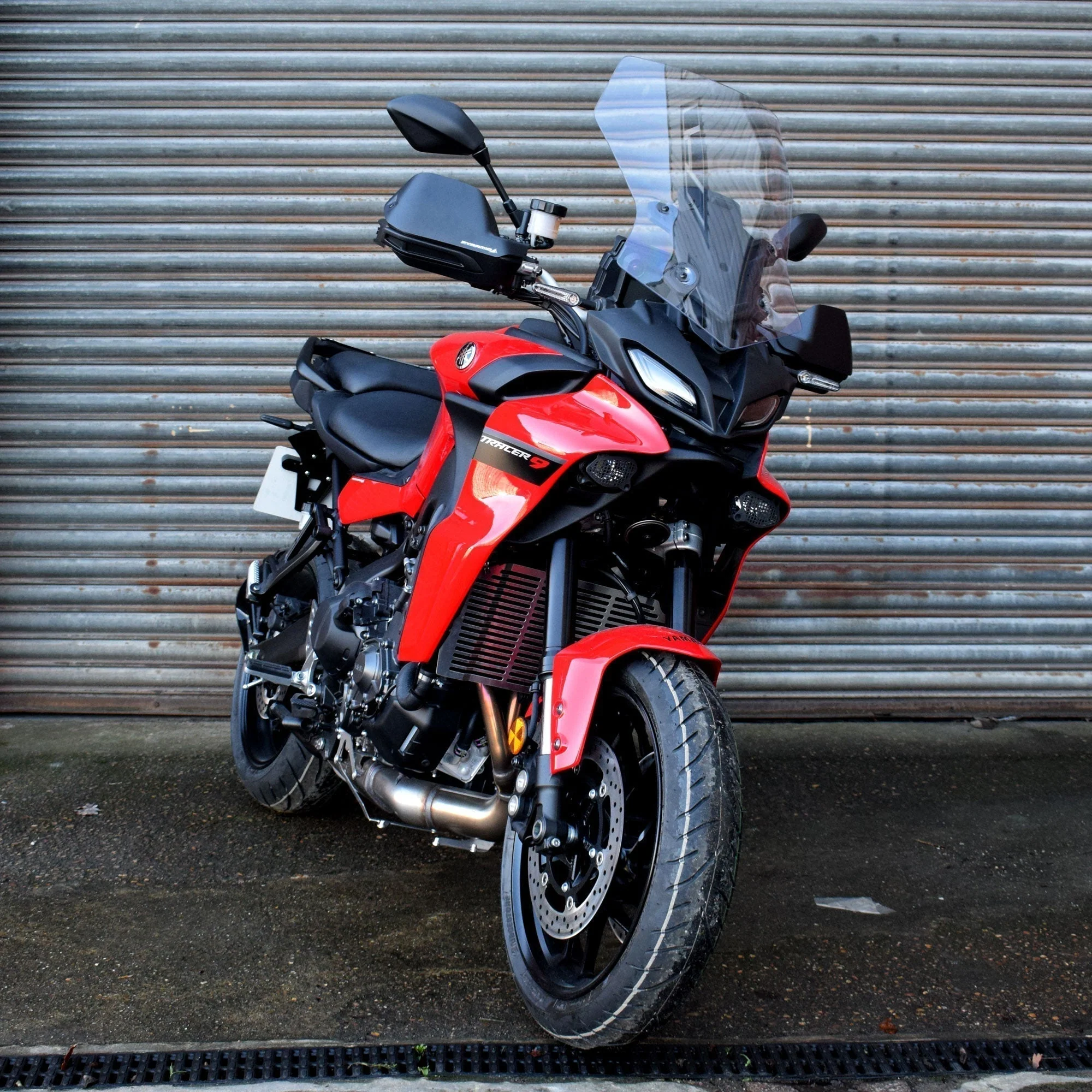 Pyramid Handguard Extensions | Matte Black | Yamaha Tracer 9 2021>Current - Image 4