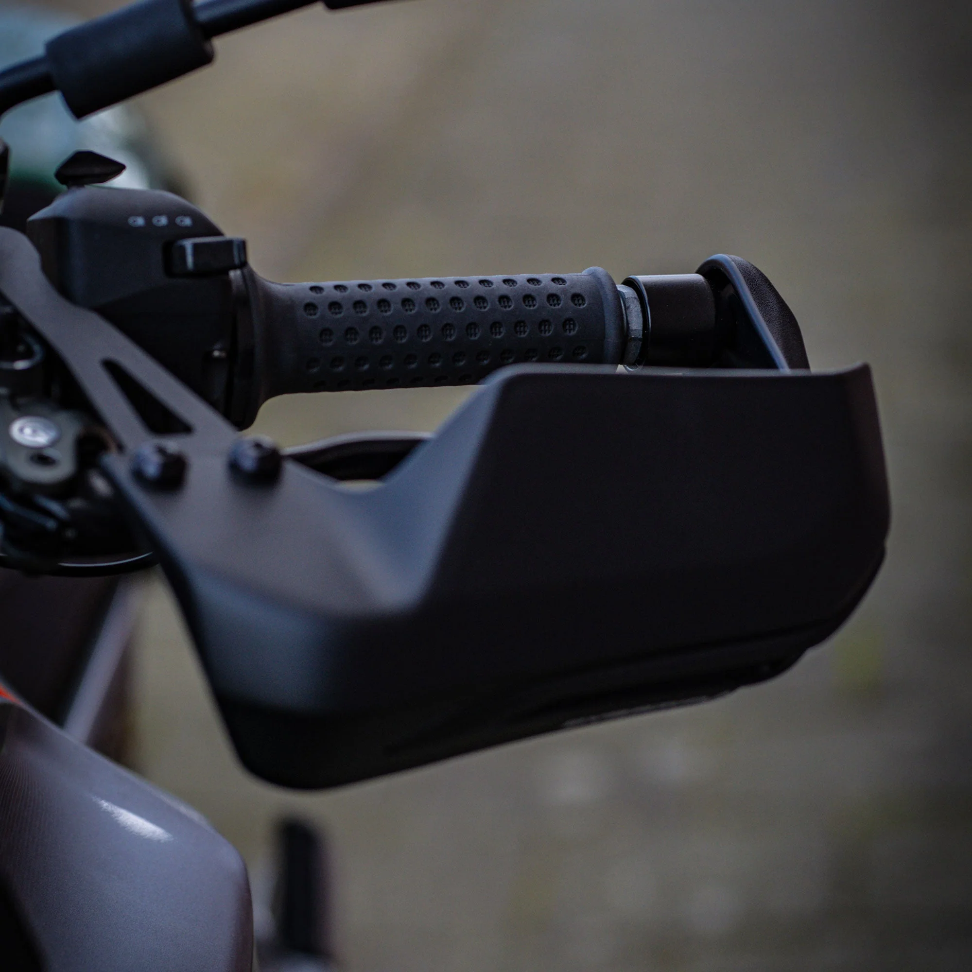 Pyramid Handguards | Matte Black | Moto Guzzi V100 Mandello 2022>Current - Image 3