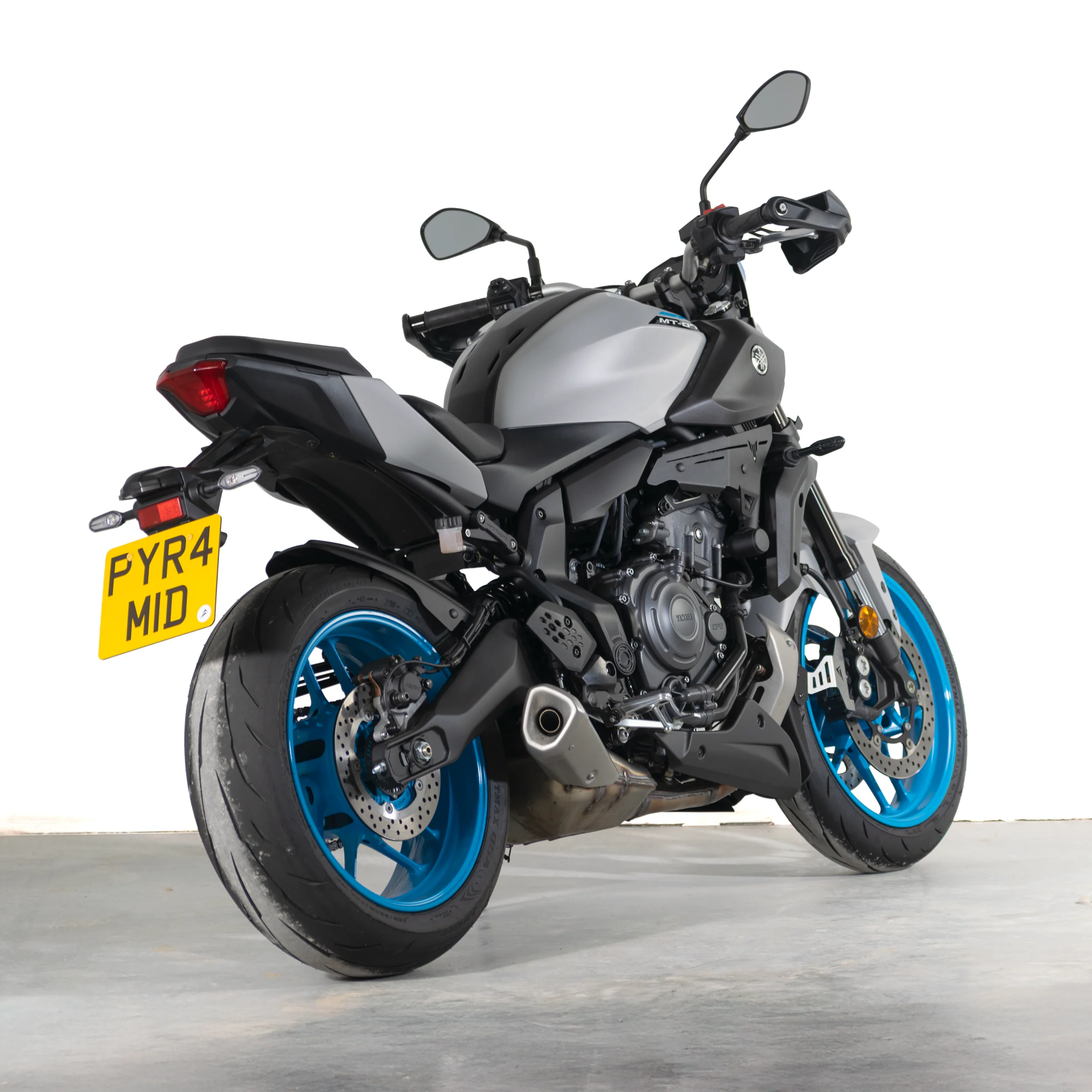 Pyramid Handguards | Matte Black | Yamaha MT-07 2025>Current - Image 10