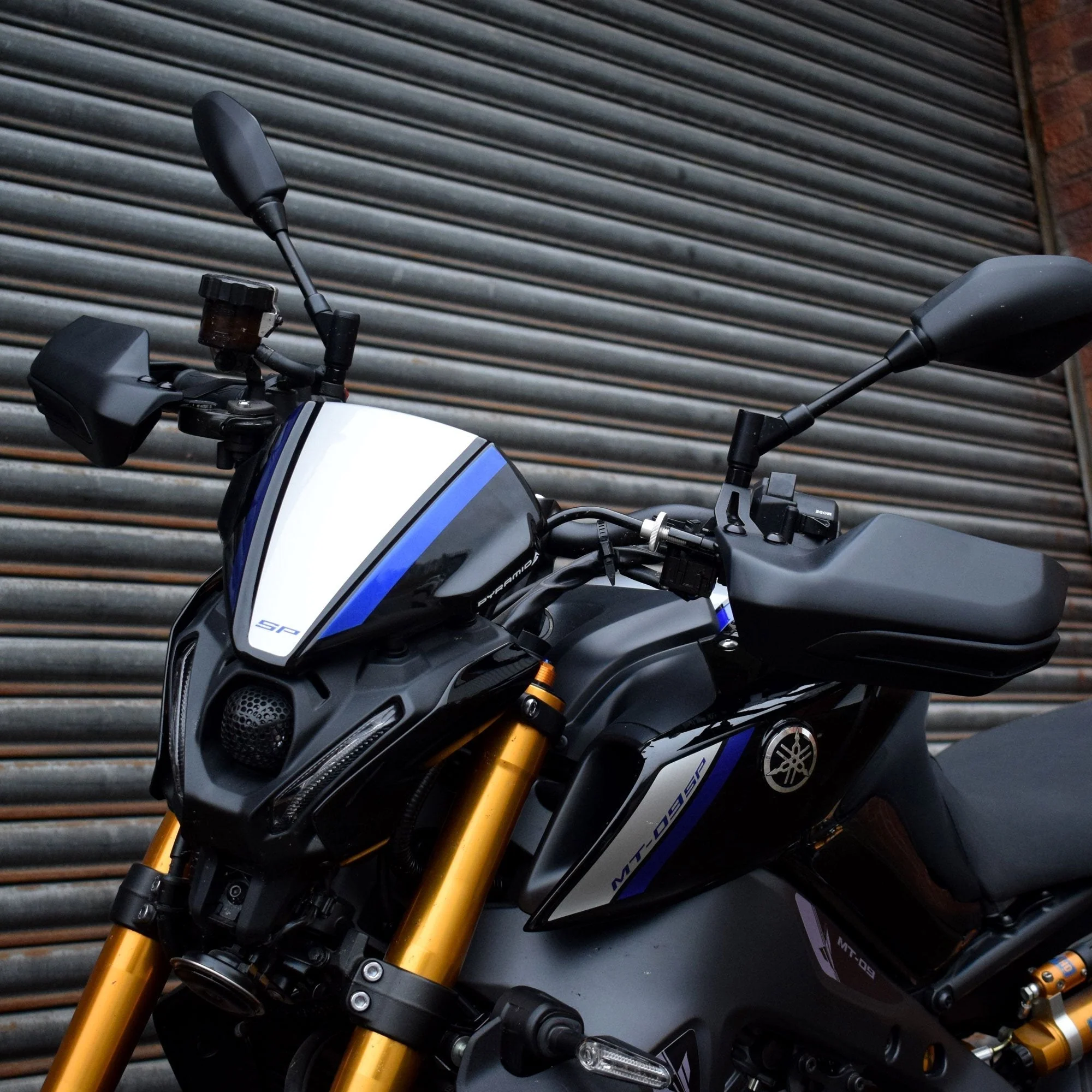 Pyramid Headlight Guard | Matte Black | Yamaha MT-07 2021>2024 - Image 10