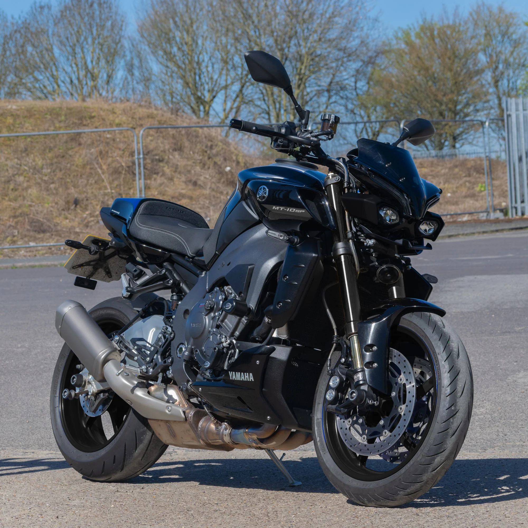 Pyramid Headlight Shrouds | Tech Black | Yamaha MT-10 2022>Current - Image 2
