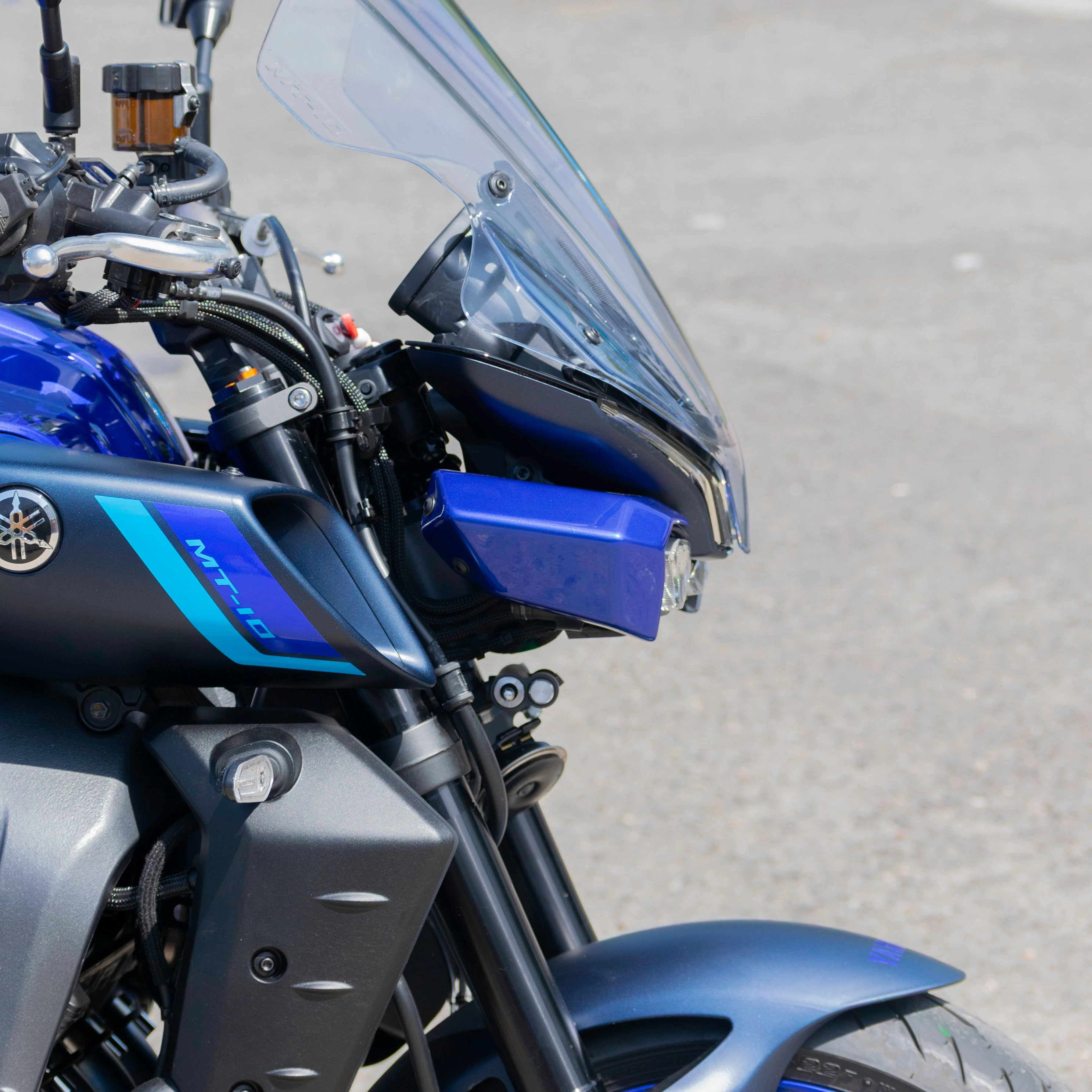 Pyramid Headlight Shrouds | Tech Black | Yamaha MT-10 2022>Current - Image 5