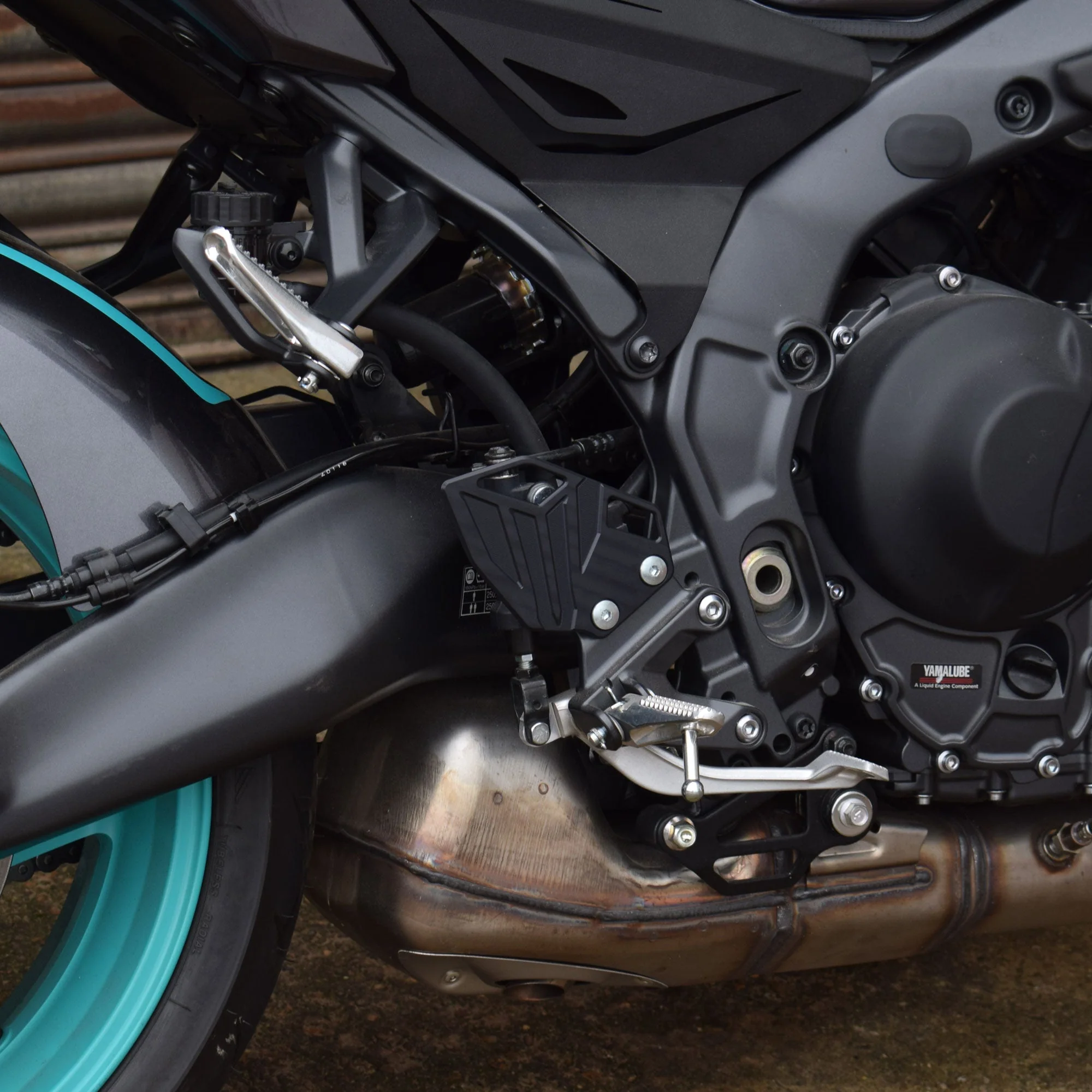 Pyramid Heel Plates | Black | Yamaha MT-09 inc SP 2024>Current - Image 5