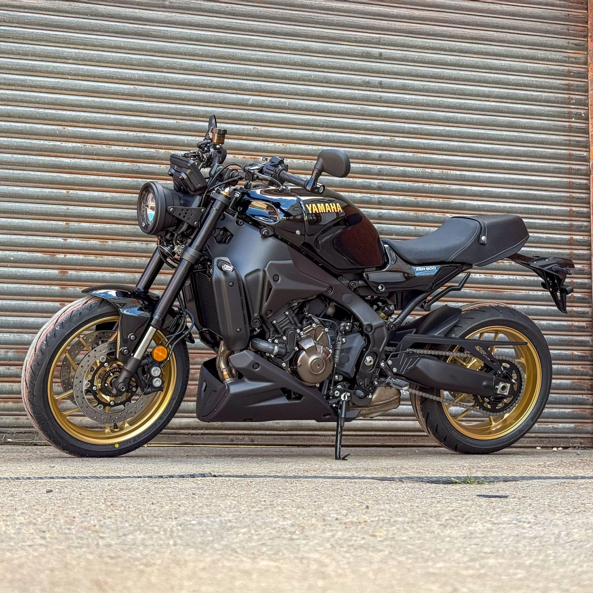 Pyramid Heel Plates | Black | Yamaha XSR 900 (Inc. GP) 2022>Current - Image 12