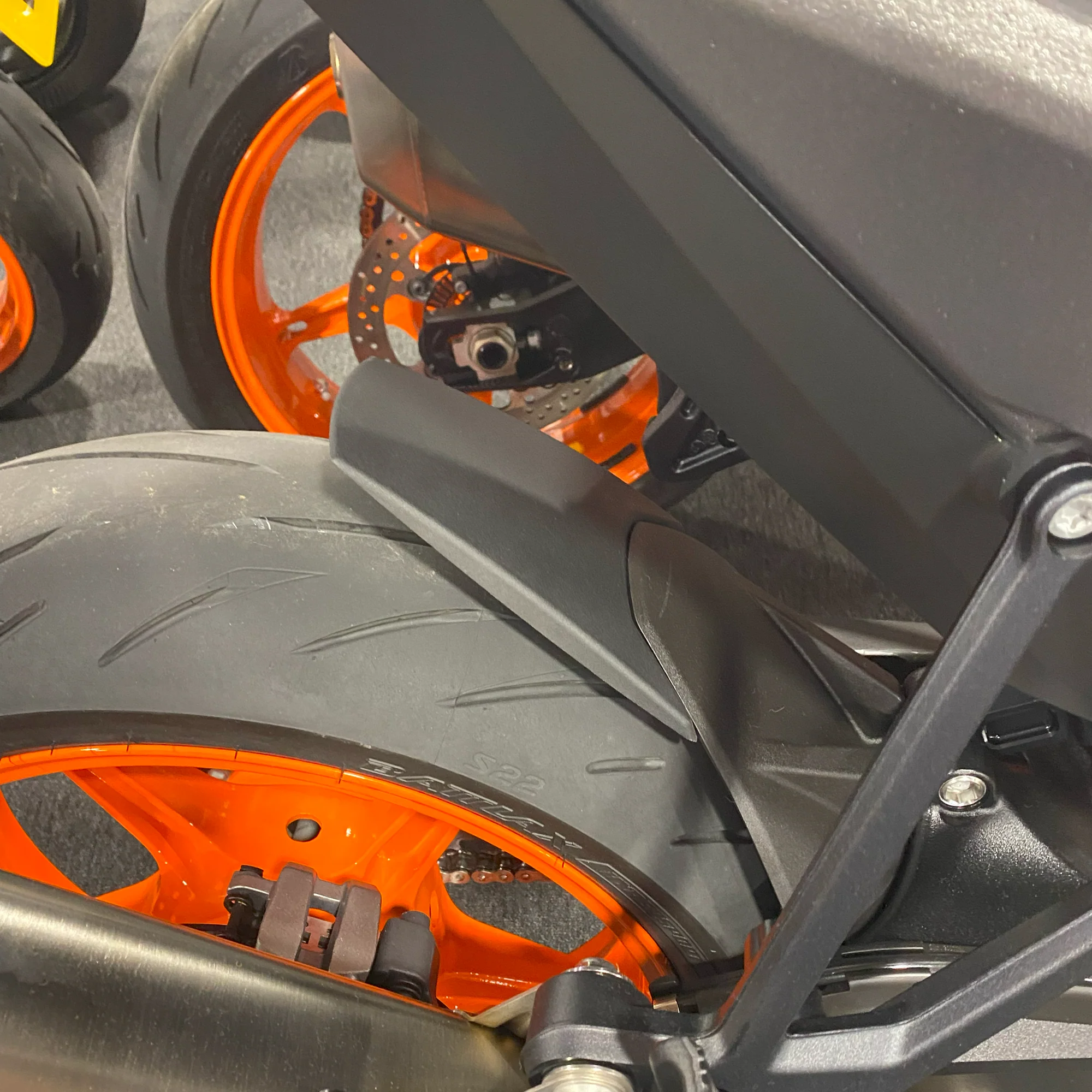 Pyramid Hugger Extension | Matte Black | KTM 990 Duke 2024>Current - Image 2