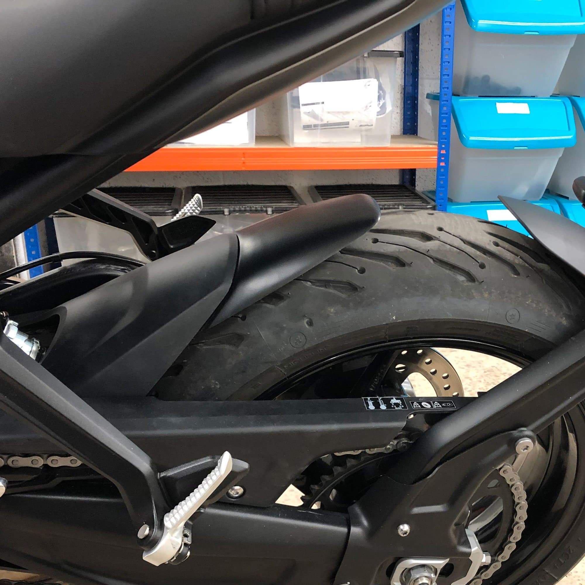 Pyramid Hugger Extension | Matte Black | Triumph Trident 660 2021>Current - Image 2