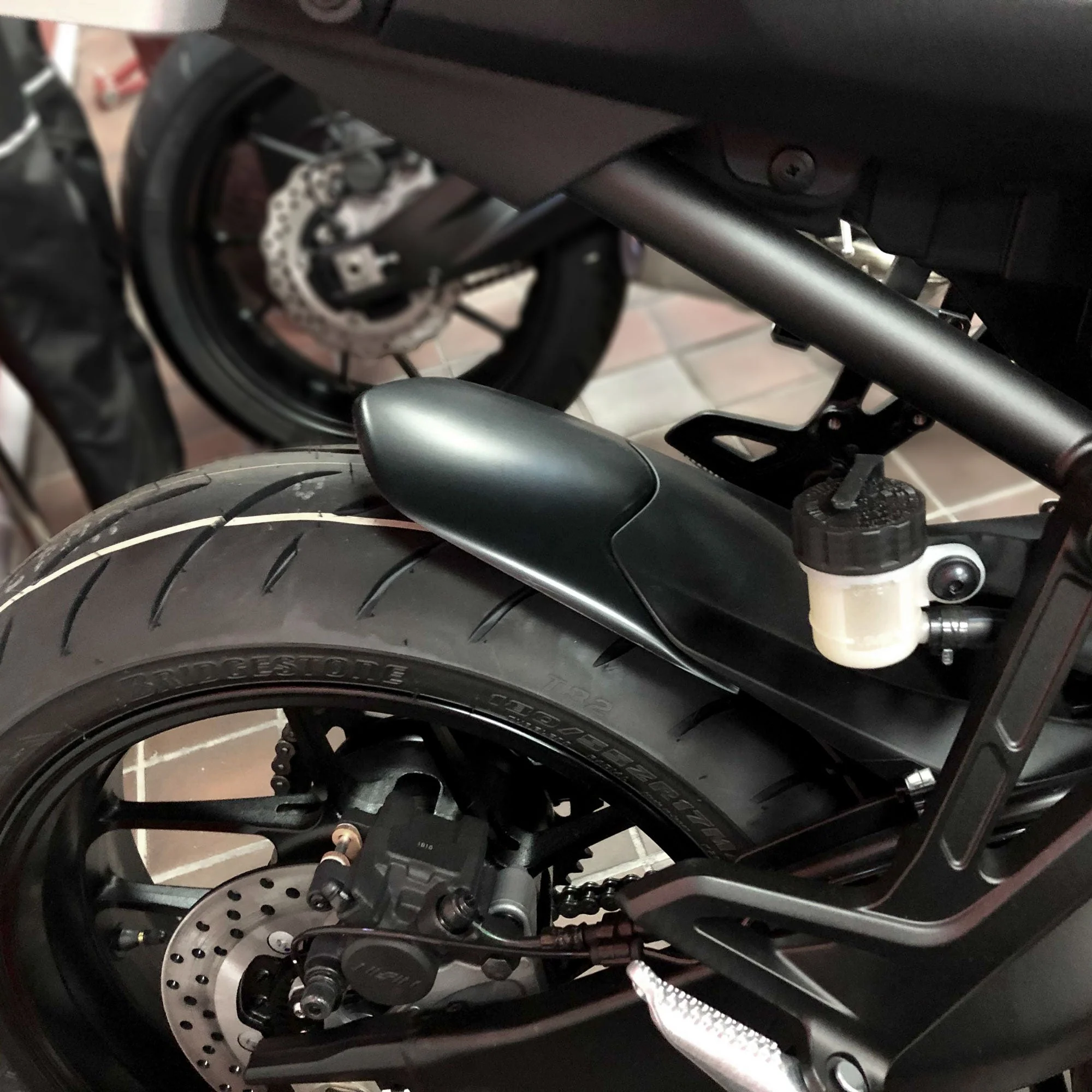 Pyramid Hugger Extension | Matte Black | Yamaha XSR 900 (Inc. GP) 2022>Current - Image 2