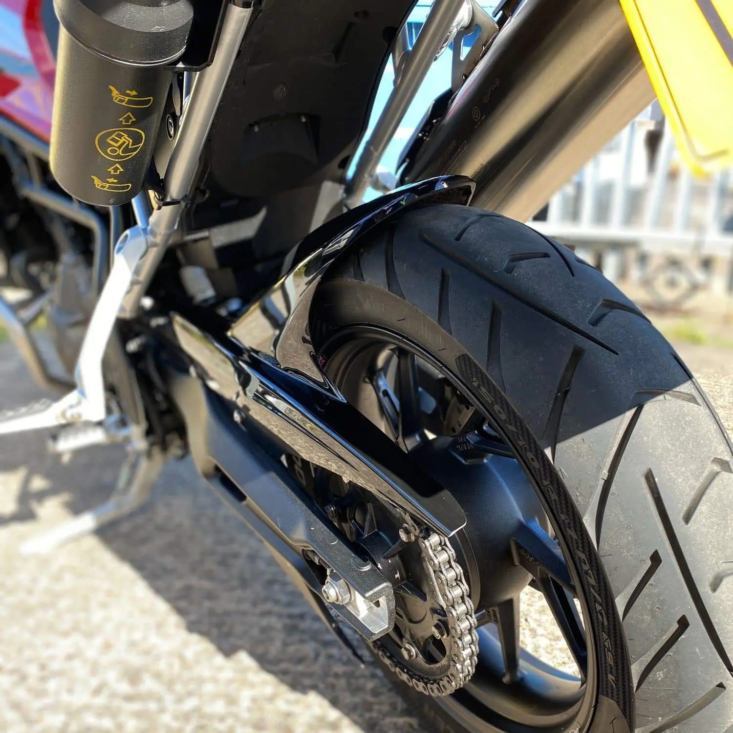 Pyramid Hugger | Gloss Black | Triumph Tiger Sport 850 2021>Current - Image 2