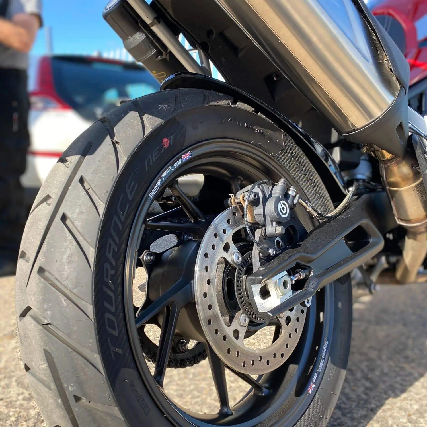 Pyramid Hugger | Gloss Black | Triumph Tiger Sport 850 2021>Current - Image 3