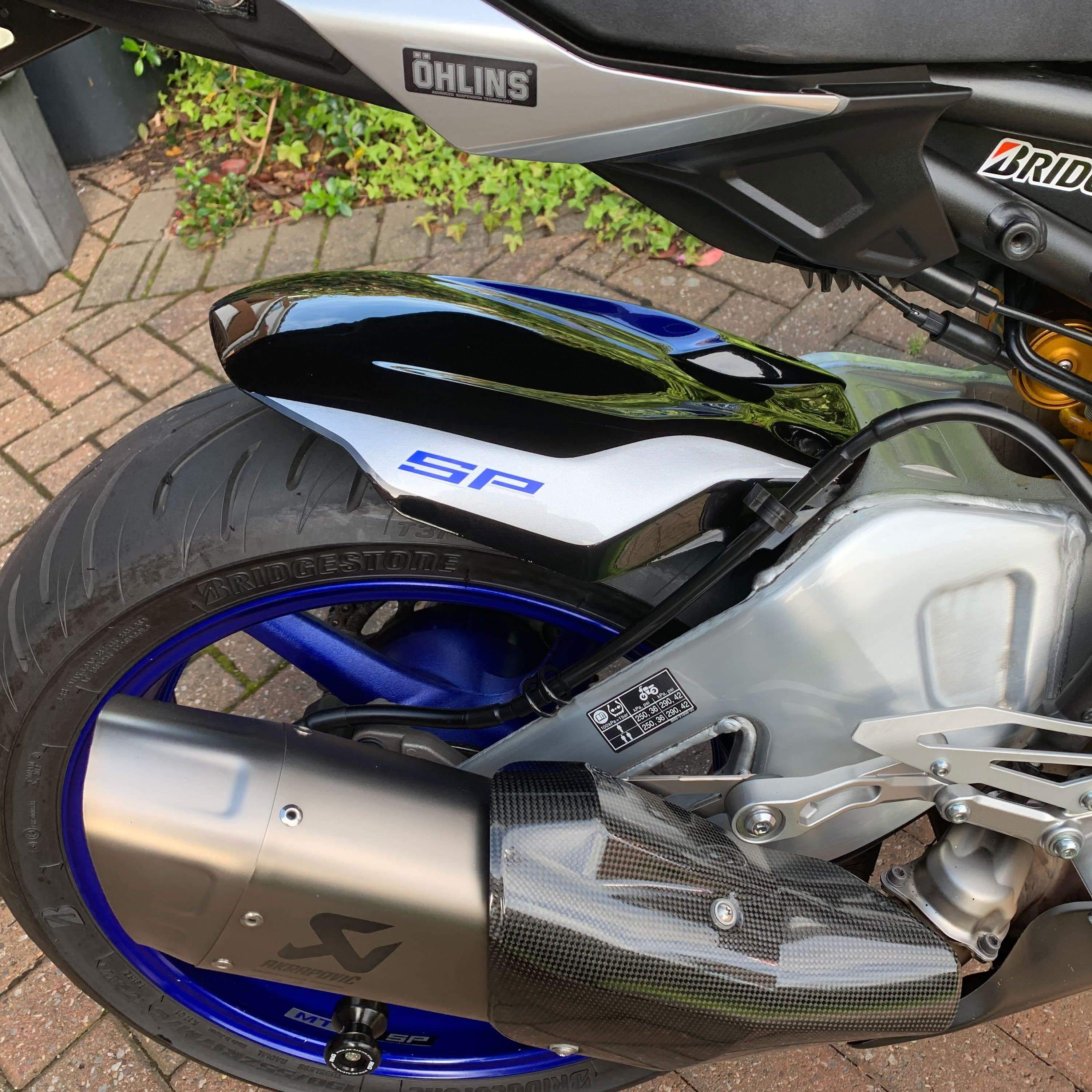 Pyramid Hugger | Icon Blue Colours | Yamaha MT-10 2022>Current - Image 4