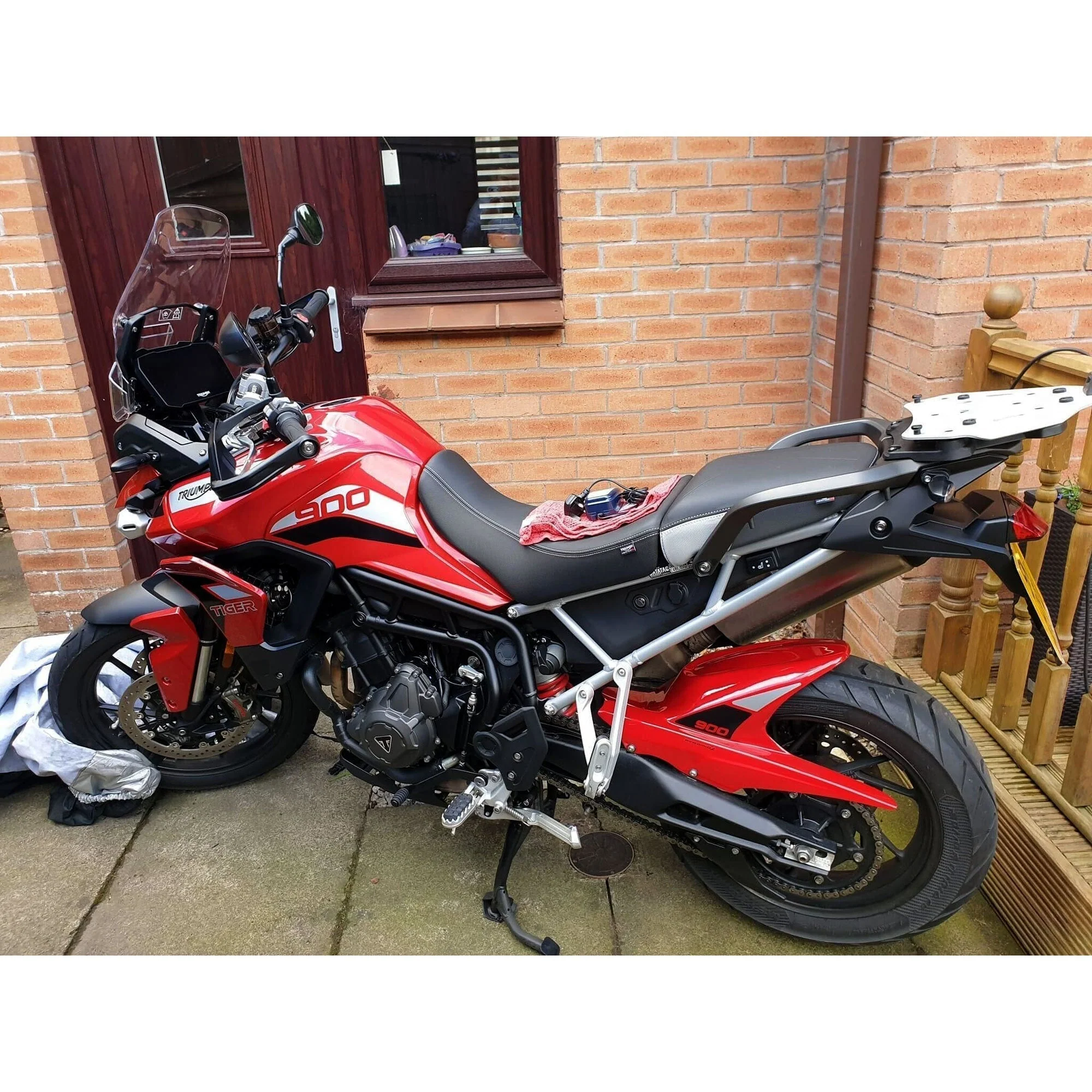 Pyramid Hugger | Korosi Red | Triumph Tiger 900 GT Pro 2020>Current - Image 3