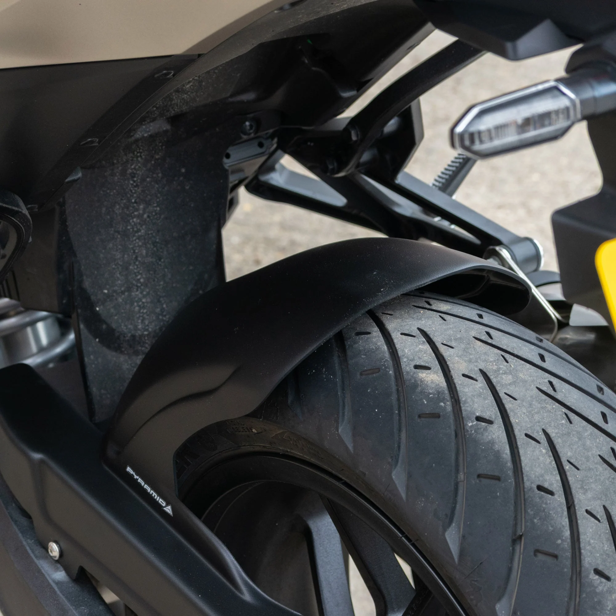 Pyramid Hugger | Matte Black | Honda NT1100 2025>Current - Image 12