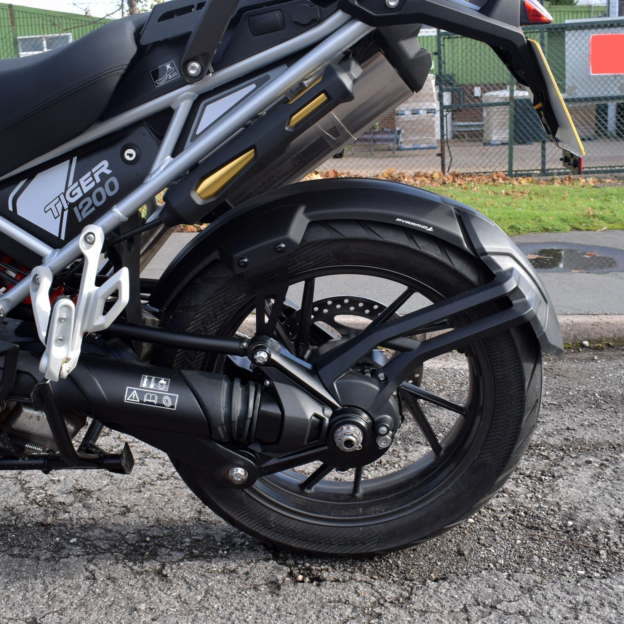 Pyramid Hugger | Matte Black | Triumph Tiger 1200 Rally Pro 2022>Current - Image 4
