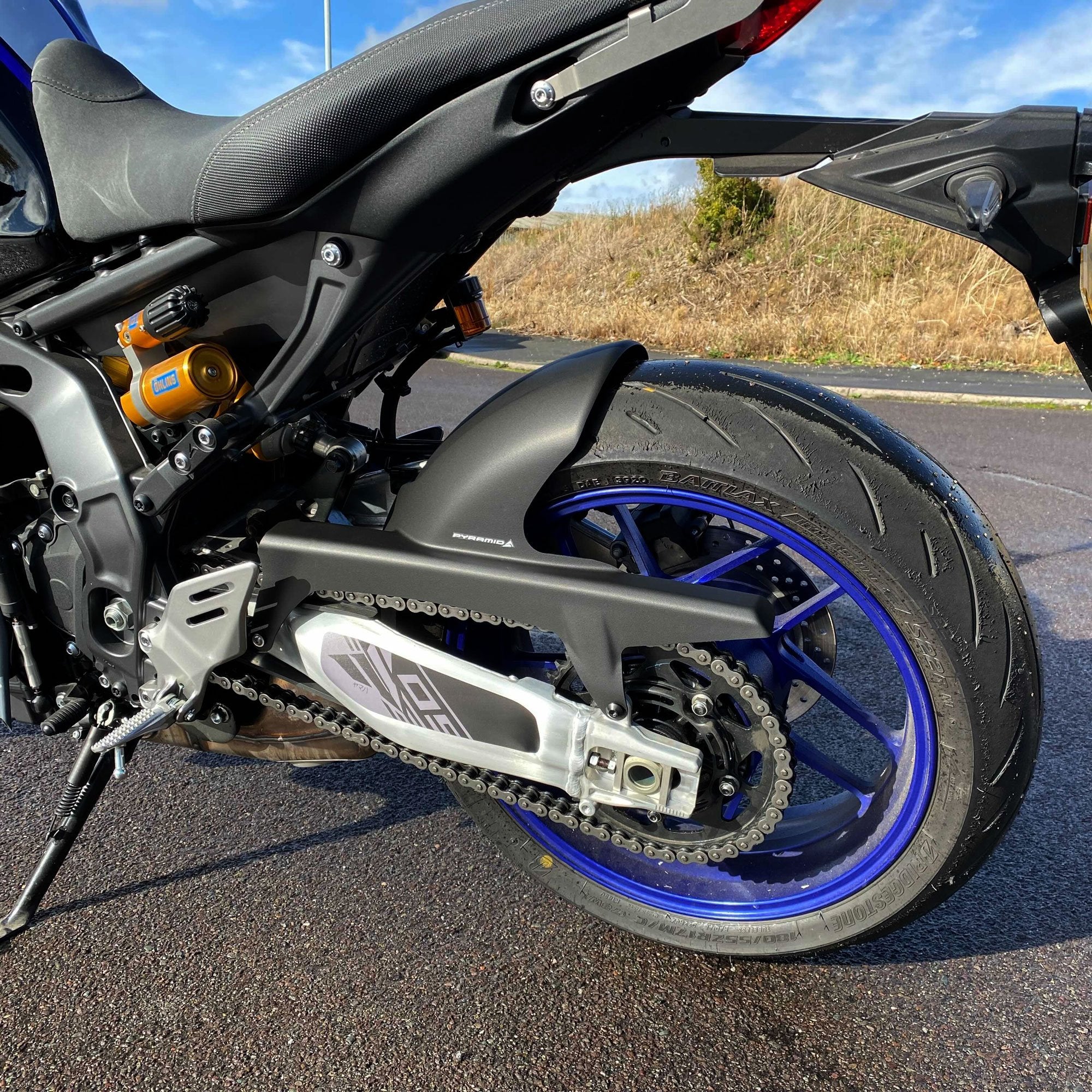 Pyramid Hugger | Matte Black | Yamaha MT-09 SP 2021>Current - Image 7