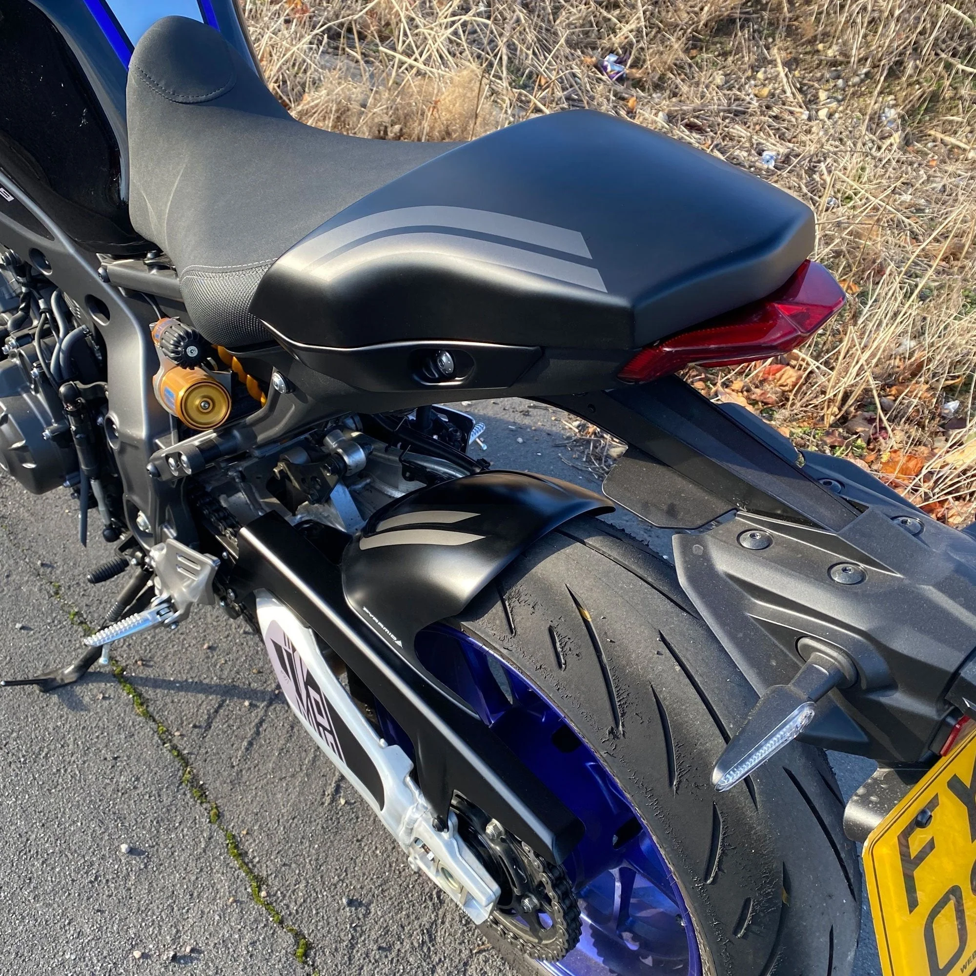 Pyramid Hugger | Tech Black | Yamaha MT-09 2021>Current - Image 6