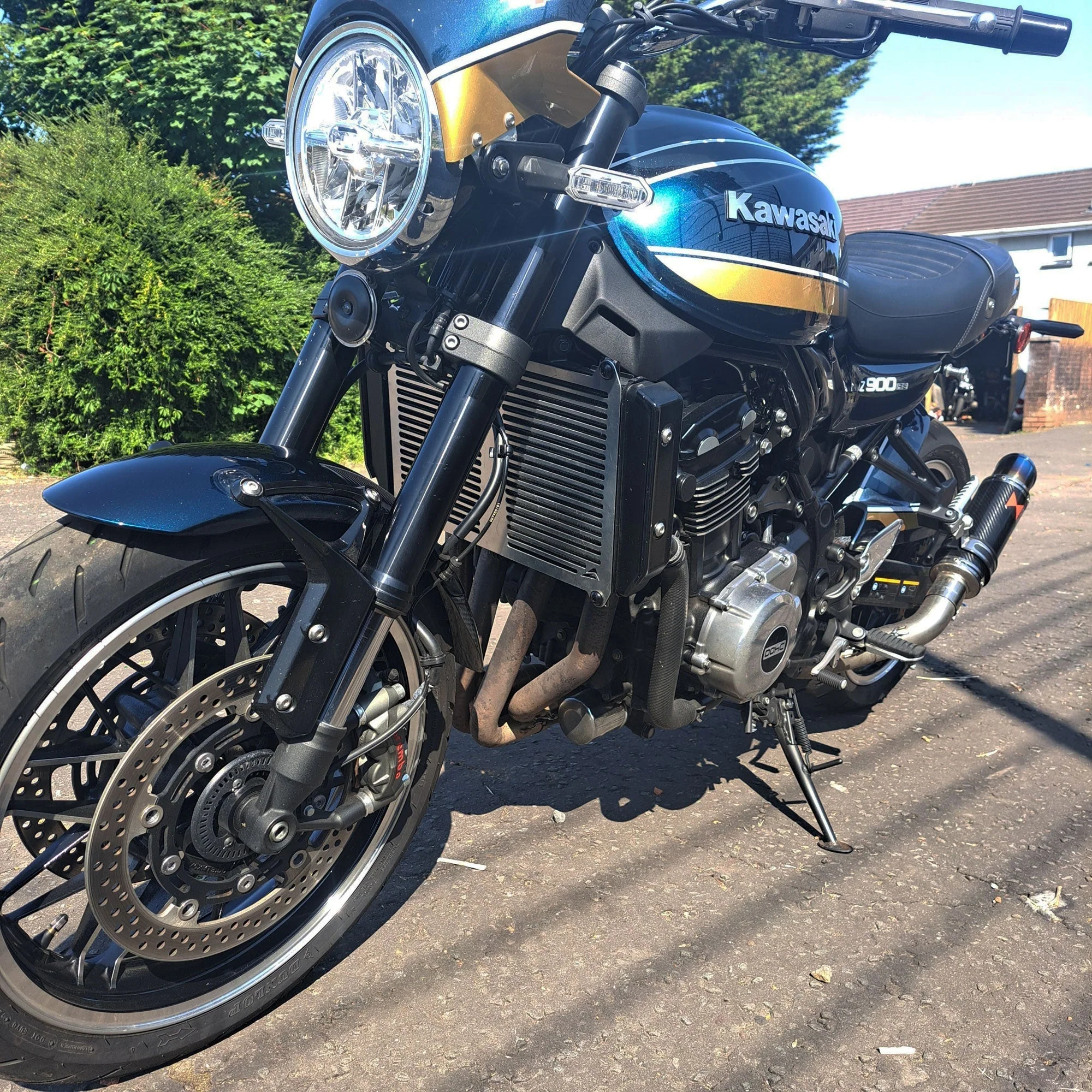 Pyramid Radiator Guard | Matte Black | Kawasaki Z 900 RS SE 2022>Current - Image 7