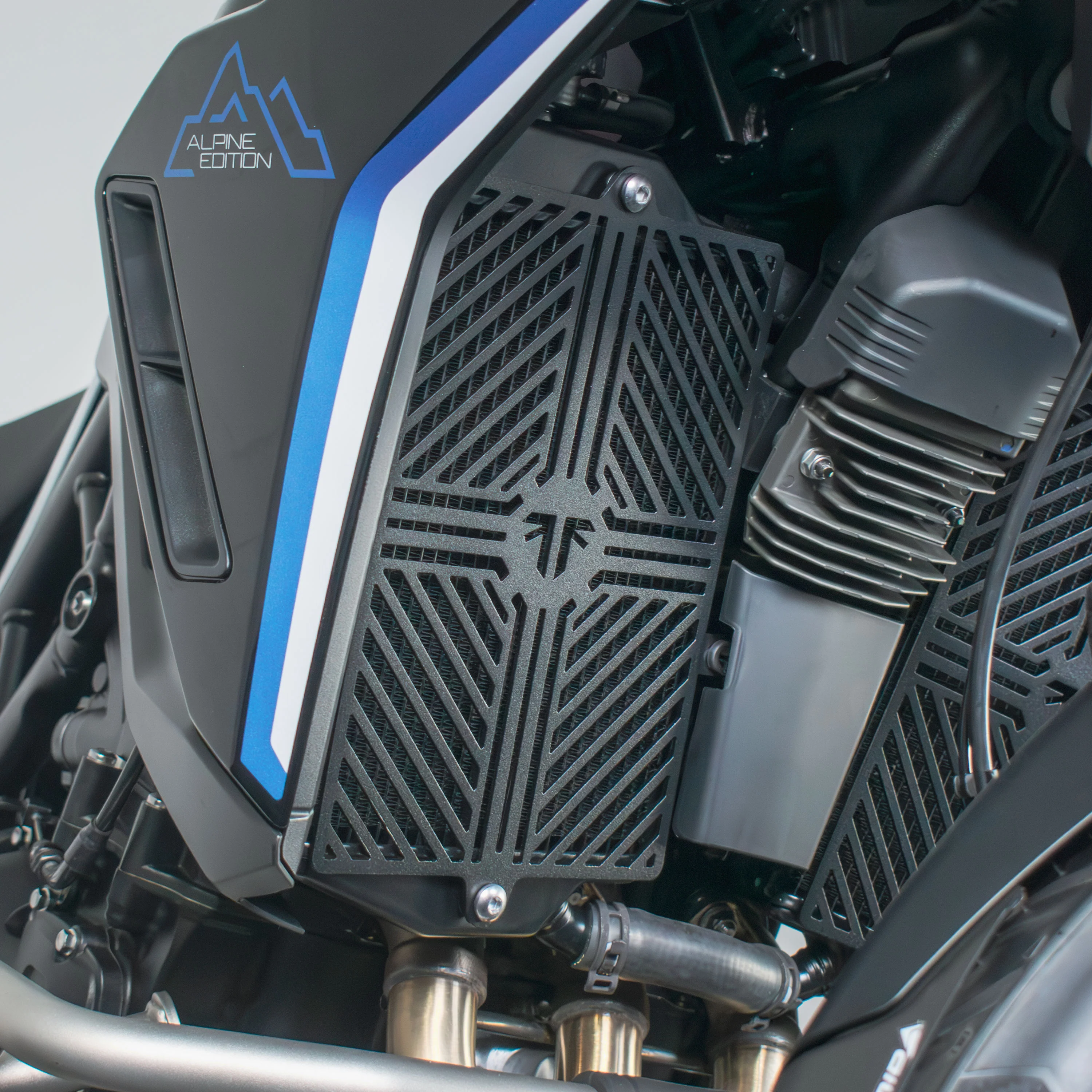 Pyramid Radiator Guards | Matte Black | Triumph Tiger 900 GT Pro 2020>Current - Image 3