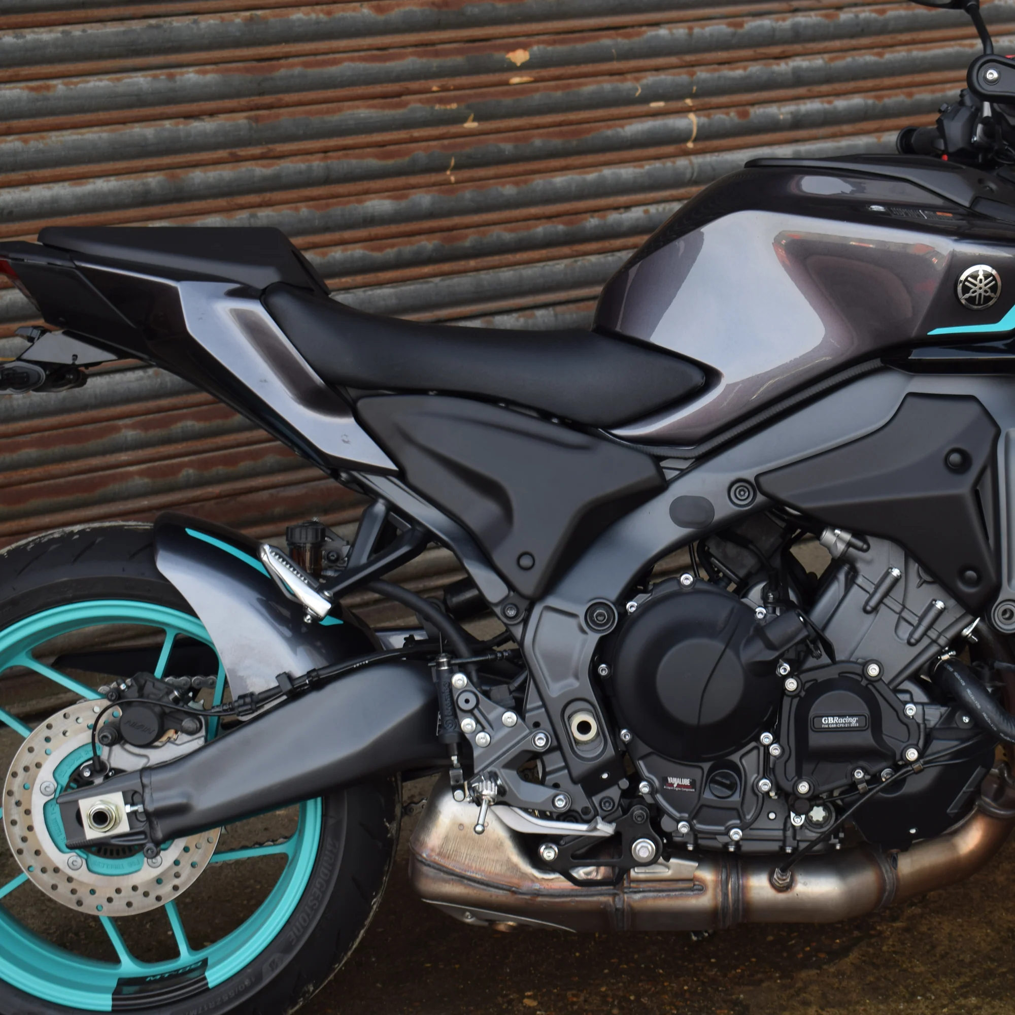 Pyramid Rear Infill Panels | Tech Black | Yamaha MT-09 2024>Current - Image 9