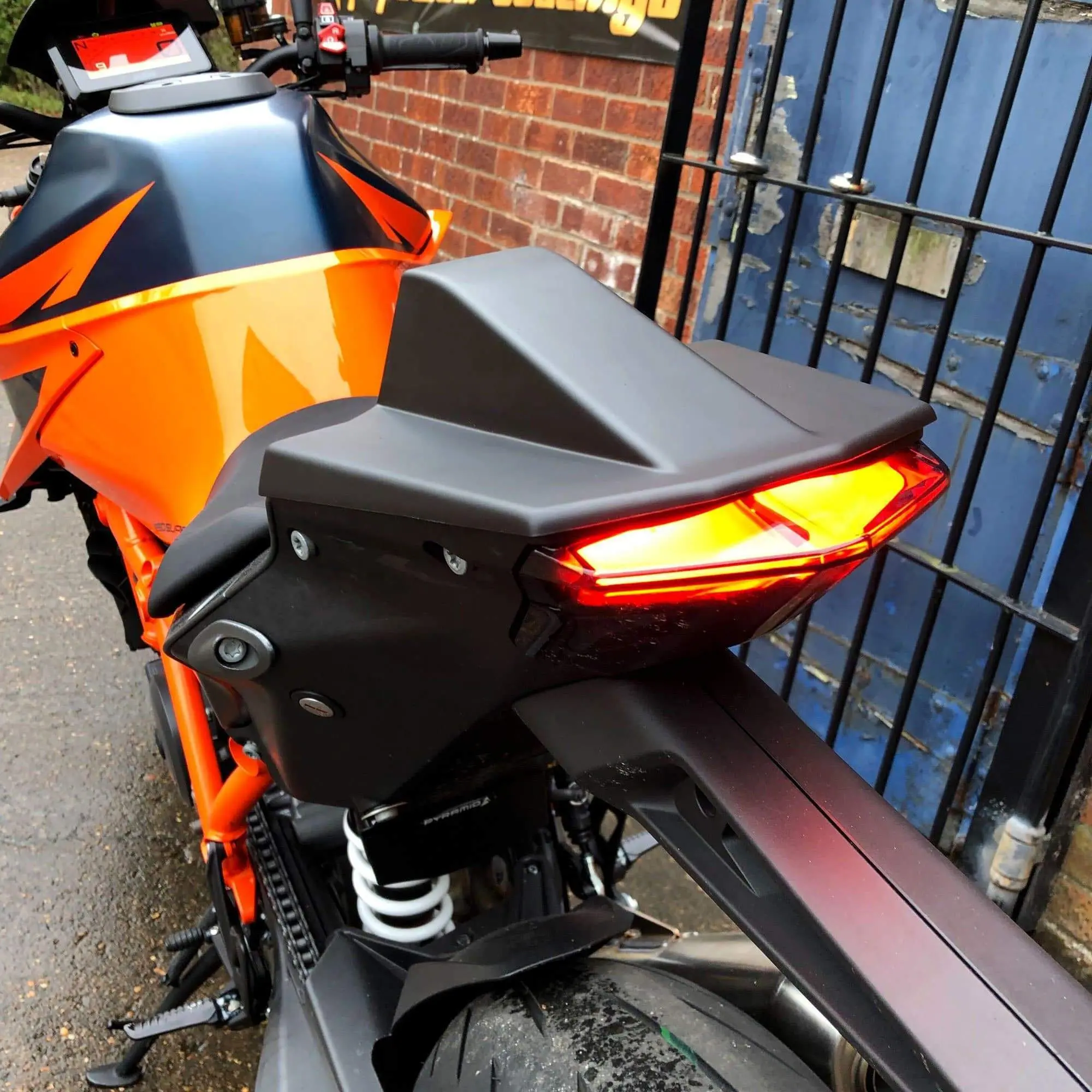 Pyramid Seat Cowl | Matte Black | KTM 1290 Super Duke R 2020>Current - Image 3