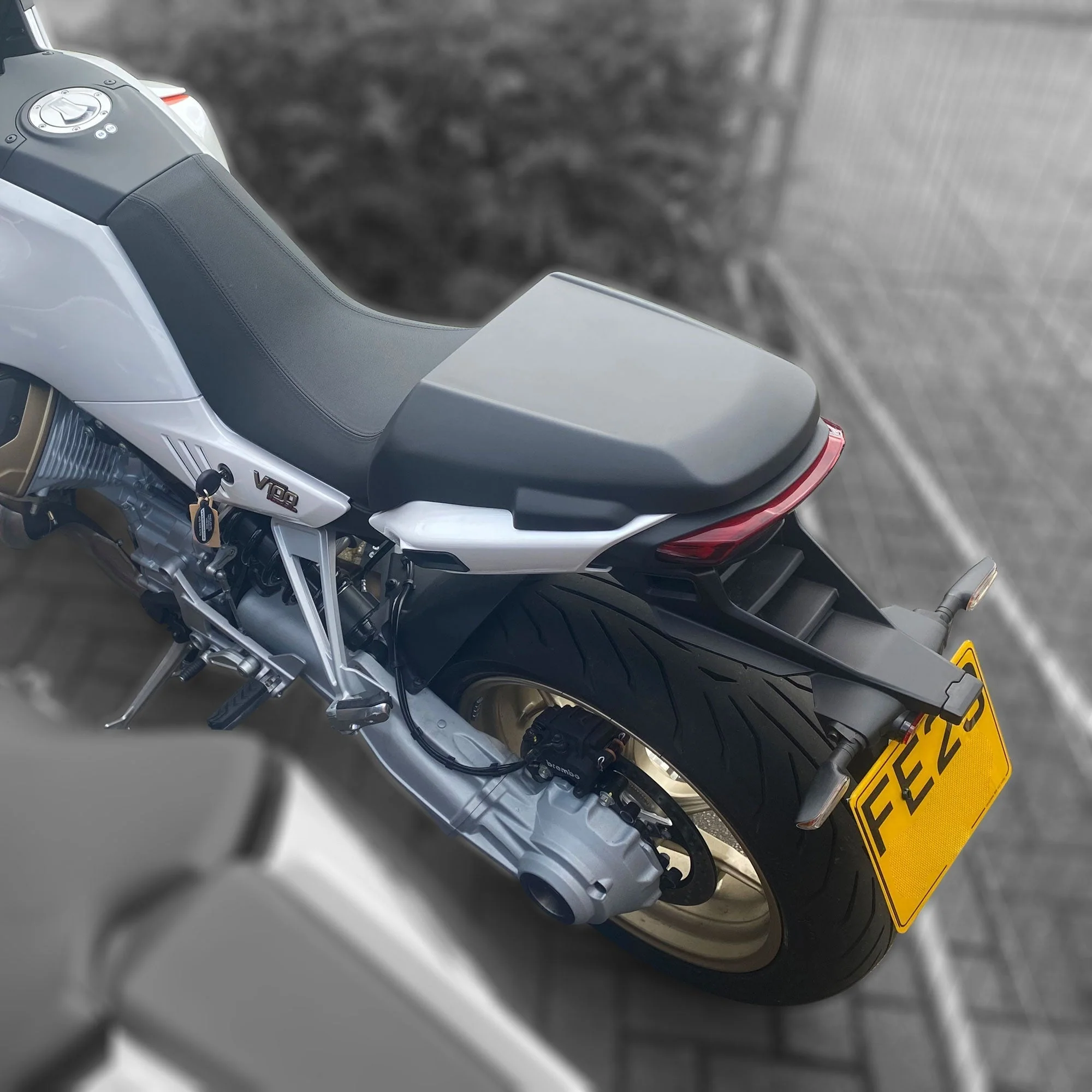 Pyramid Seat Cowl | Matte Black | Moto Guzzi V100 Mandello S 2022>Current - Image 4