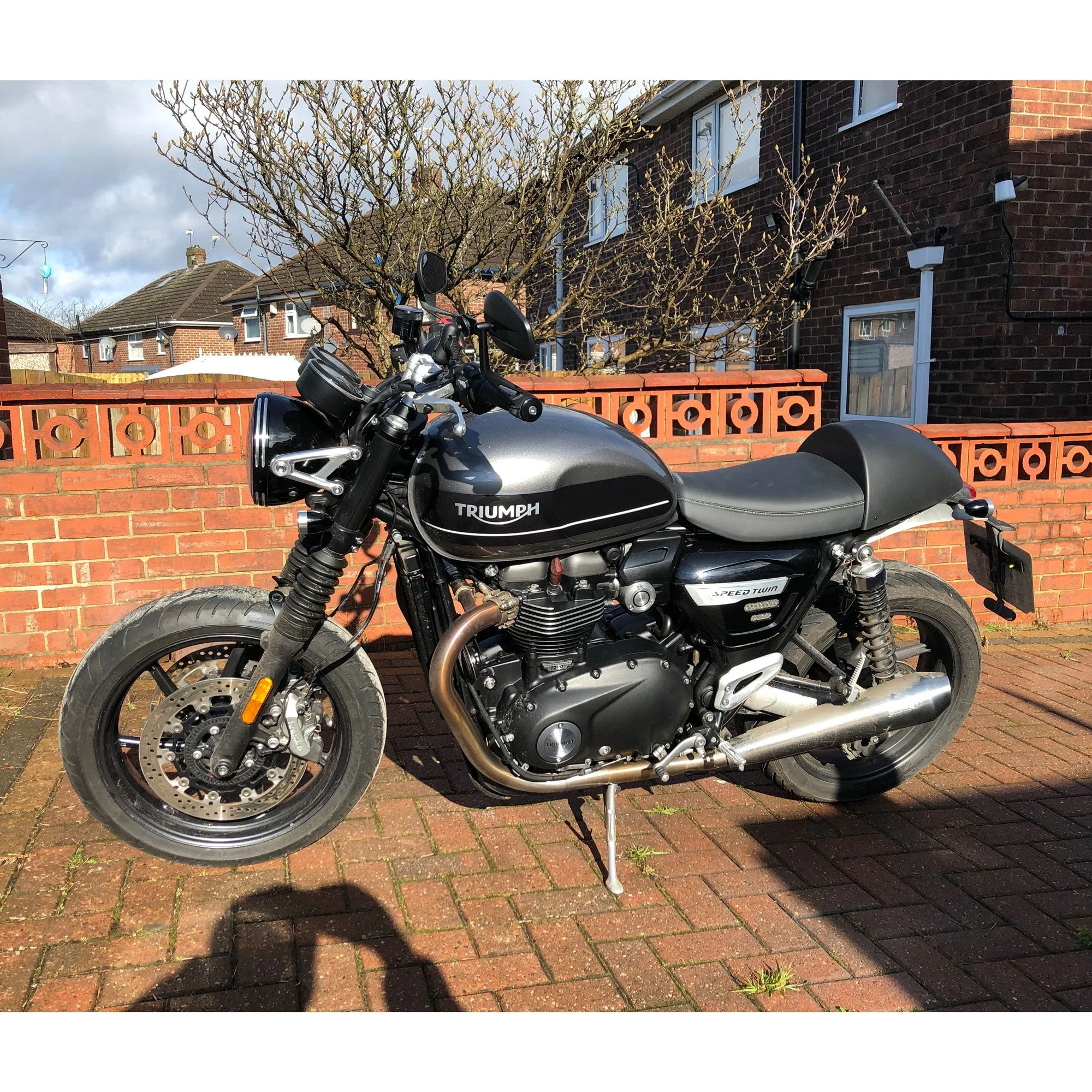 Pyramid Seat Cowl | Matte Black | Triumph Speed Twin 1200 2019>2024 - Image 2