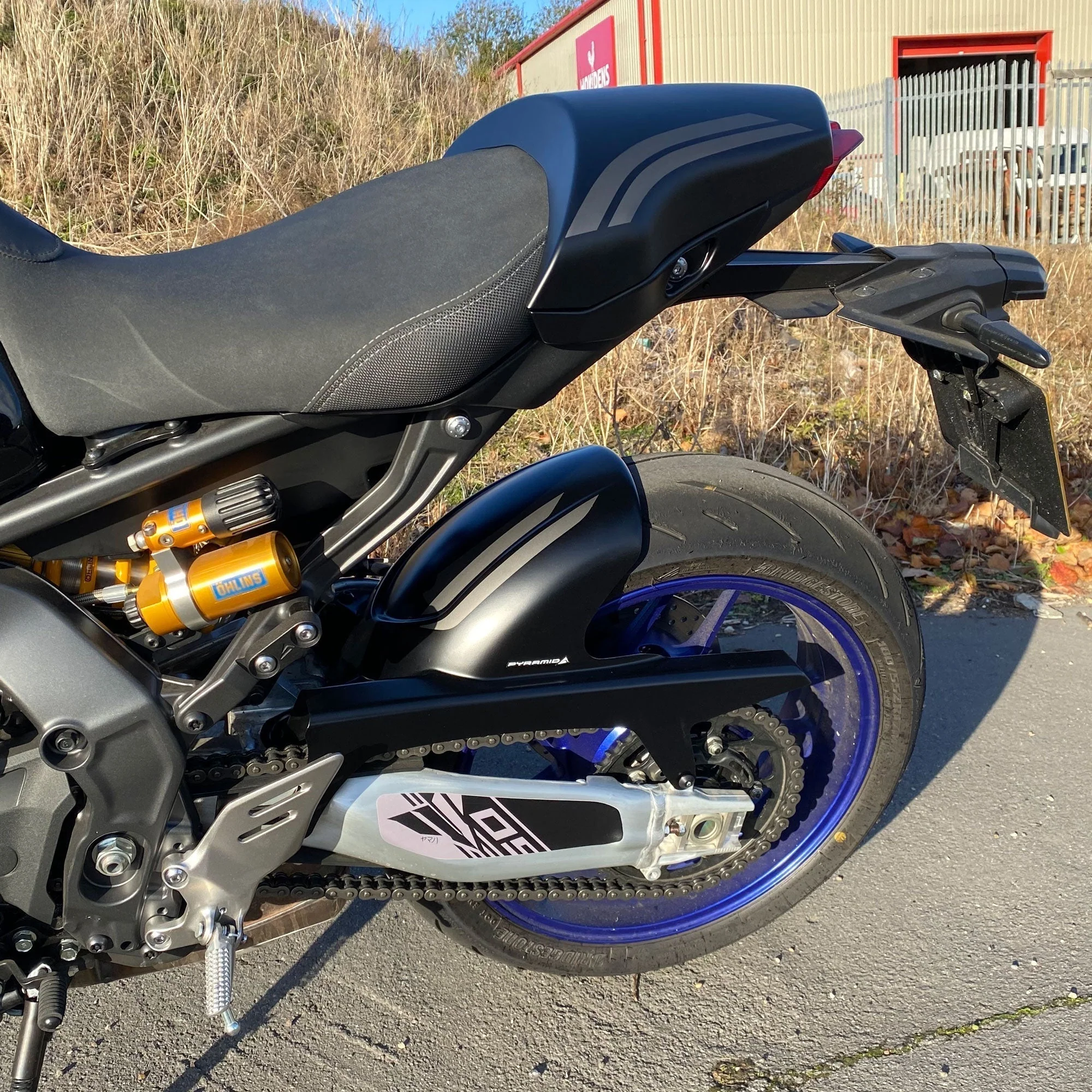 Pyramid Seat Cowl | Matte Black | Yamaha MT-09 2021>2023 - Image 5